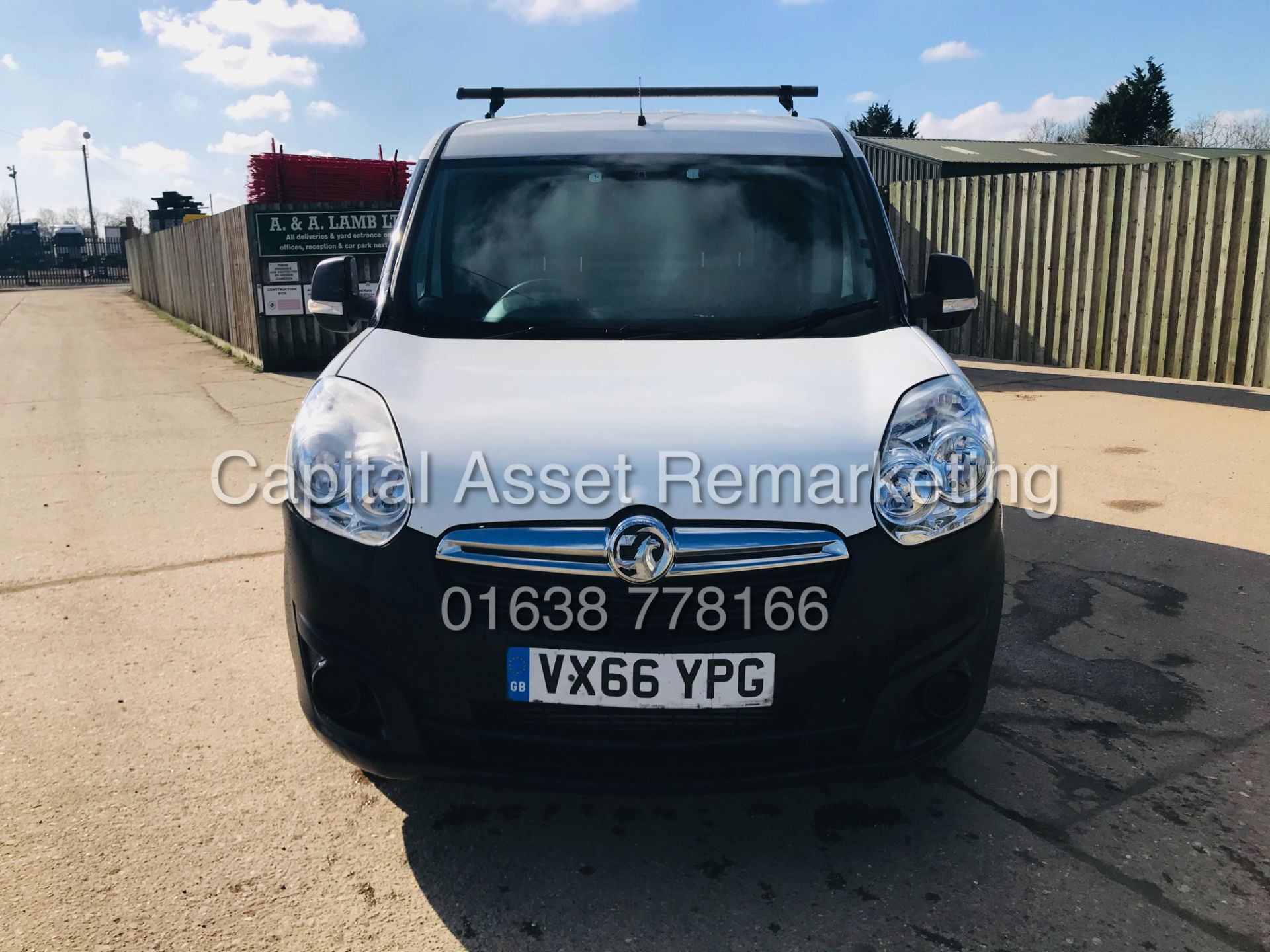 On Sale VAUXHALL COMBO 2000 CDTI (2017 MODEL) 1 OWNER *EURO 6 / ULEZ COMPLIANT* SIDE DOOR - Image 4 of 21