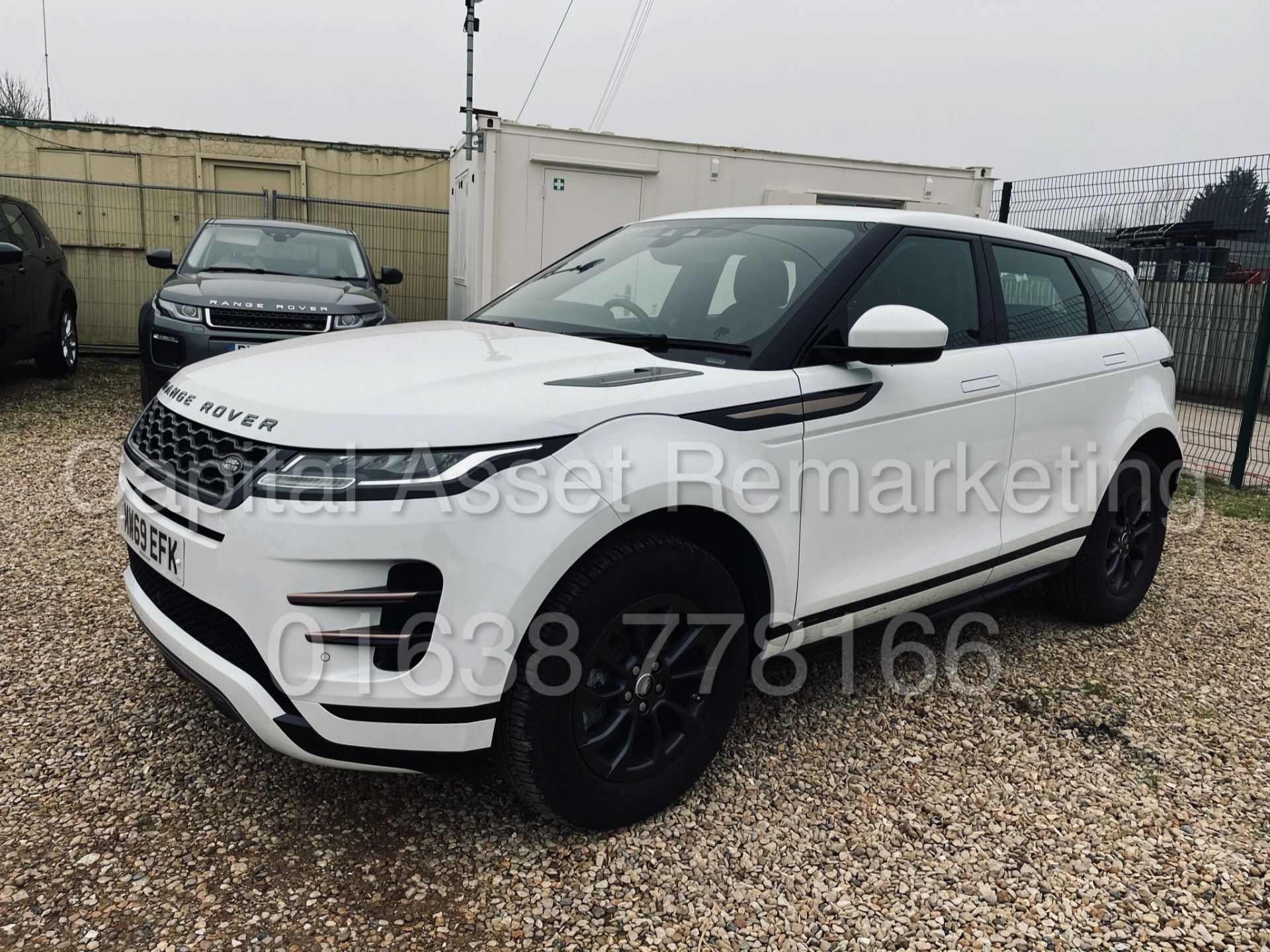 (On Sale) RANGE ROVER EVOQUE *R-DYNAMIC* (69 REG - NEW MODEL) '2.0 D150' (1 OWNER) **MASSIVE SPEC** - Image 7 of 48