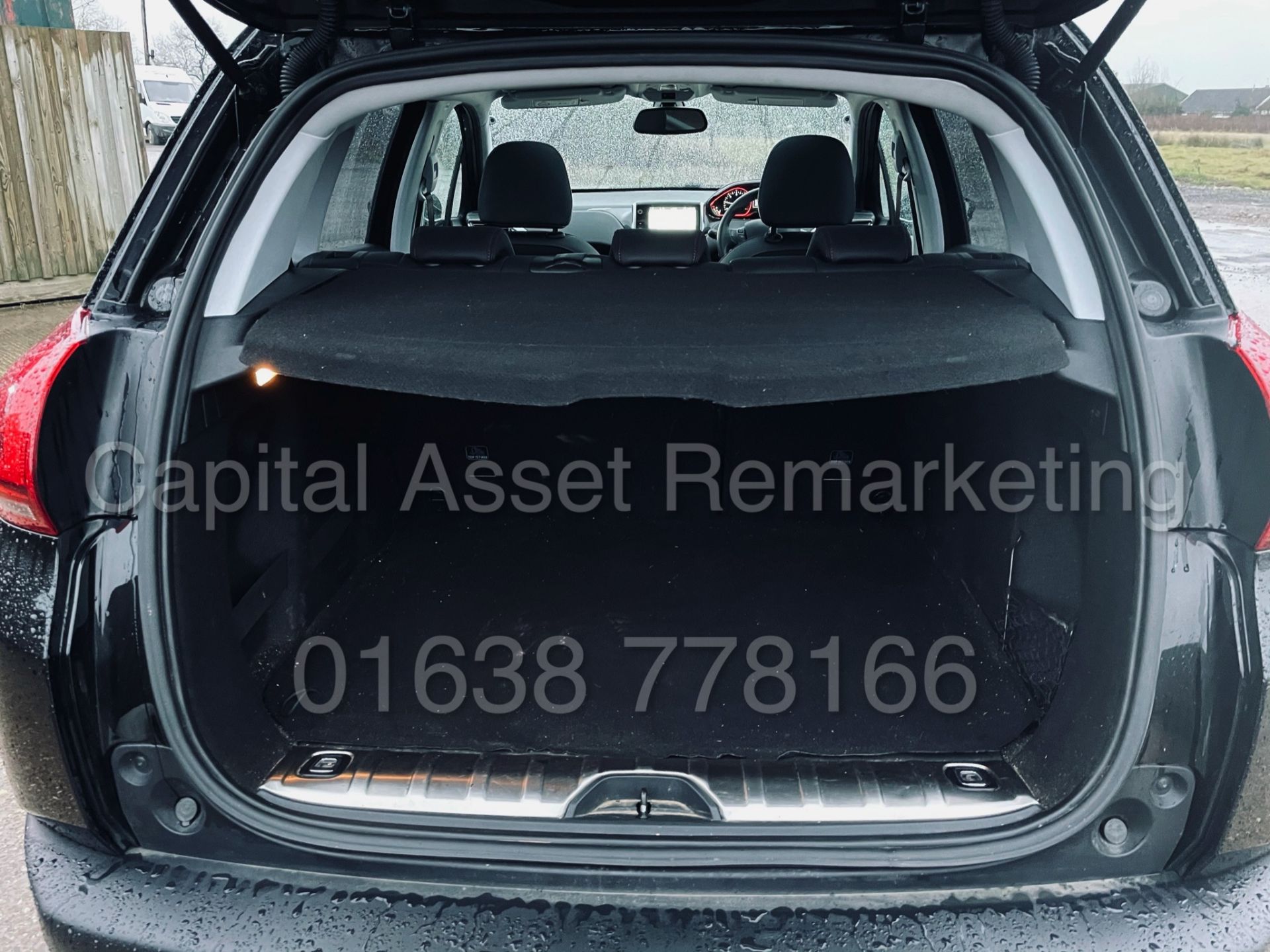 PEUGEOT 2008 *GT LINE* SUV / MPV (2019 - EURO 6) '1.5 BLUE HDI' *SAT NAV - PAN ROOF' *LOW MILES* - Image 24 of 46