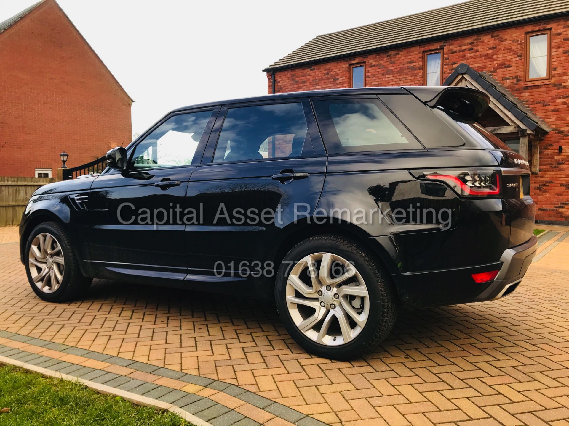 (ON SALE) RANGE ROVER SPORT 3.0D MHEV D300 "HSE" PAN ROOF - LEATHER - GREAT SPEC - NEW SHAPE - Image 7 of 50