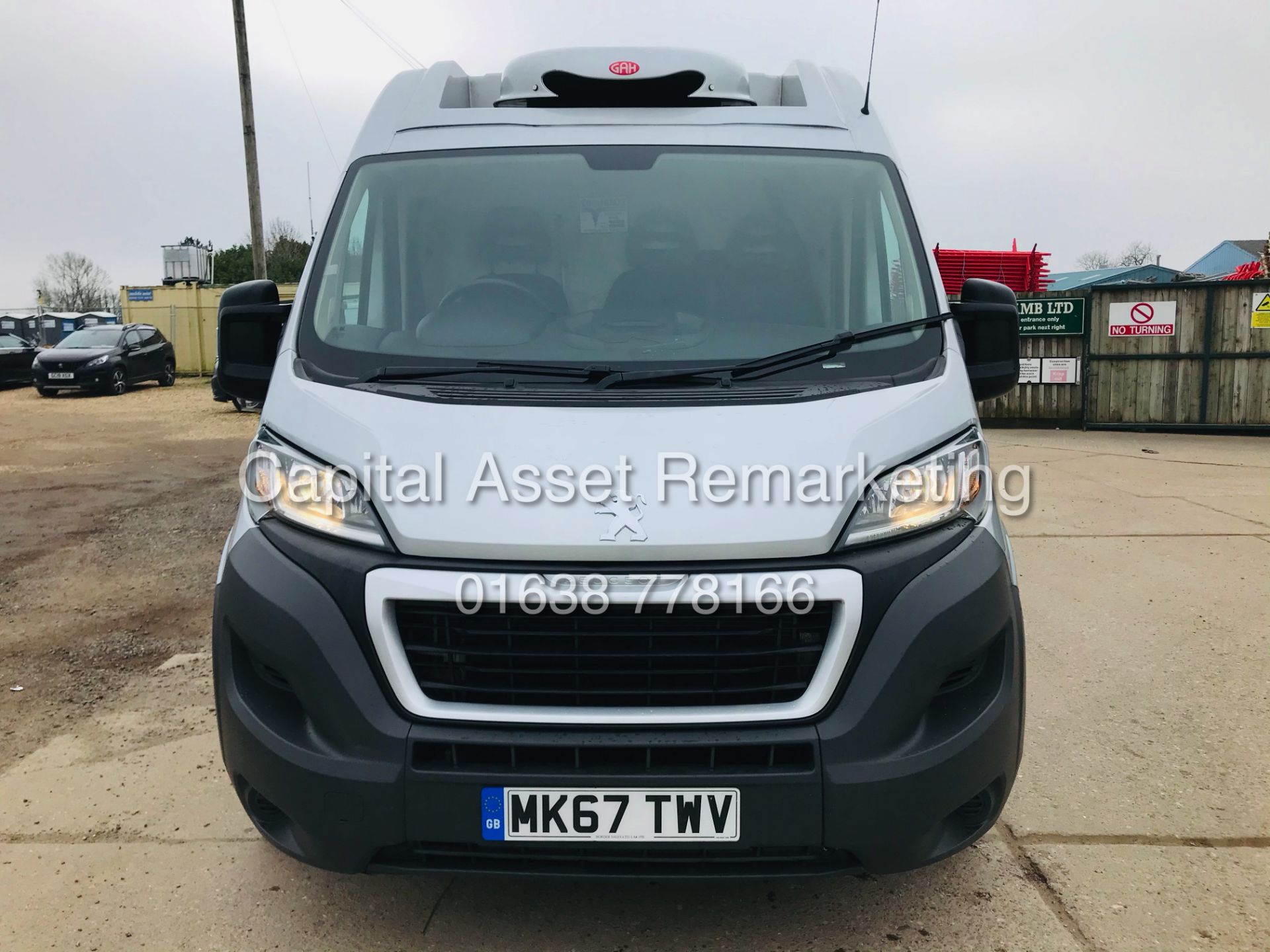 ON SALE PEUGEOT BOXER 2.0 BLUE-HDI "PROFESSIONAL" LWB (2018 MODEL) FRIDGE VAN - EXTERNAL TAIL-LIFT - Image 4 of 25