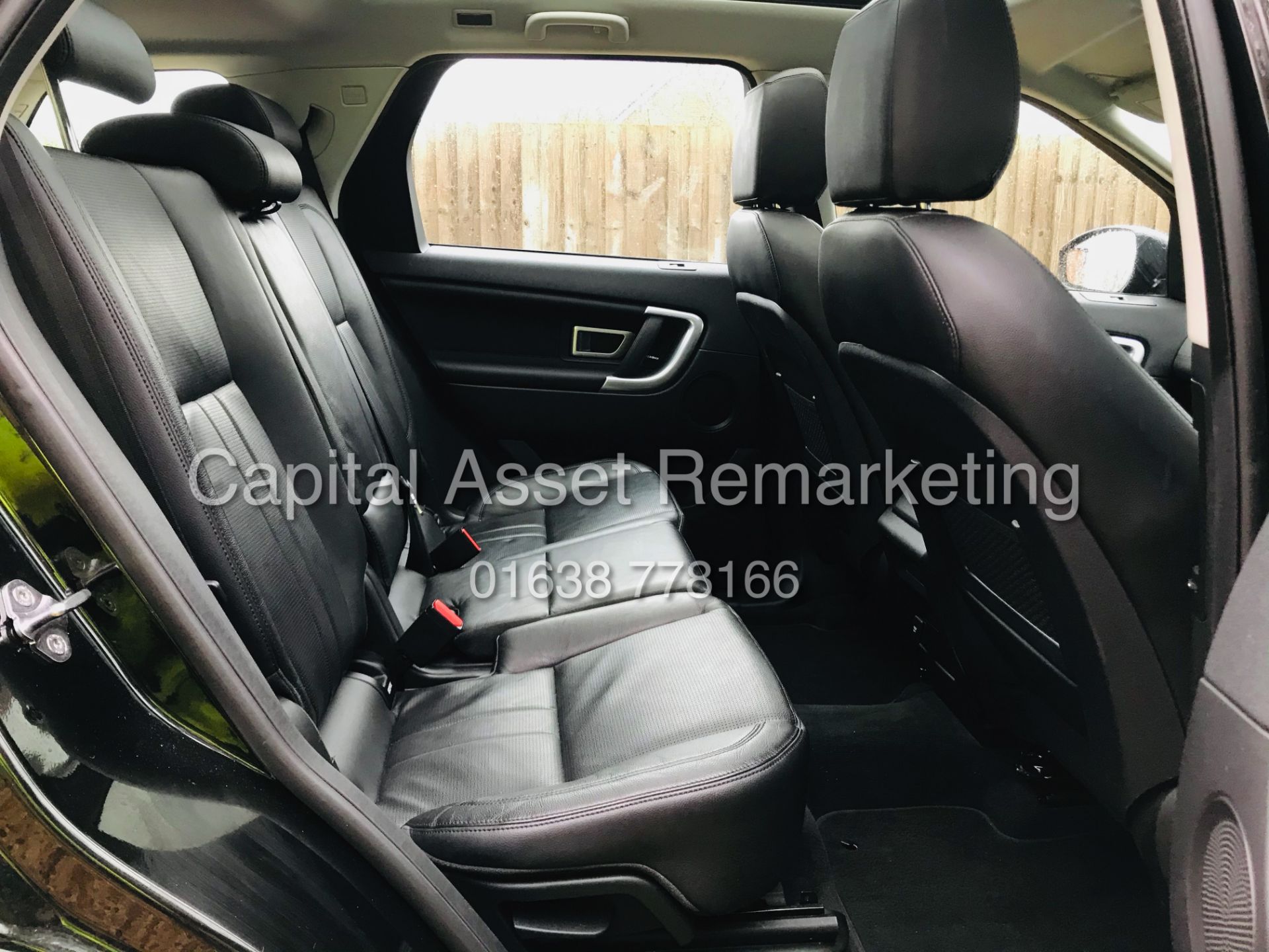 (ON SALE) LAND ROVER DISCOVERY SPORT "HSE - BLACK "AUTO 7 SEATER (2019 MODEL) PAN ROOF - HUGE SPEC - Image 24 of 37