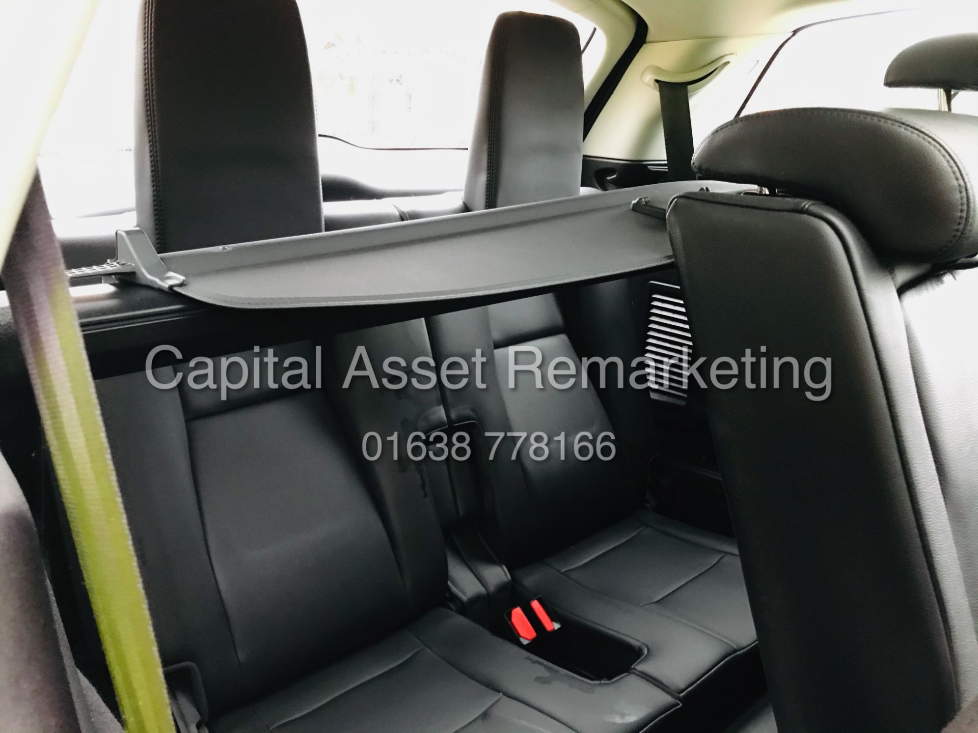 (ON SALE) LAND ROVER DISCOVERY SPORT "HSE - BLACK "AUTO 7 SEATER (2019 MODEL) PAN ROOF - HUGE SPEC - Image 25 of 37