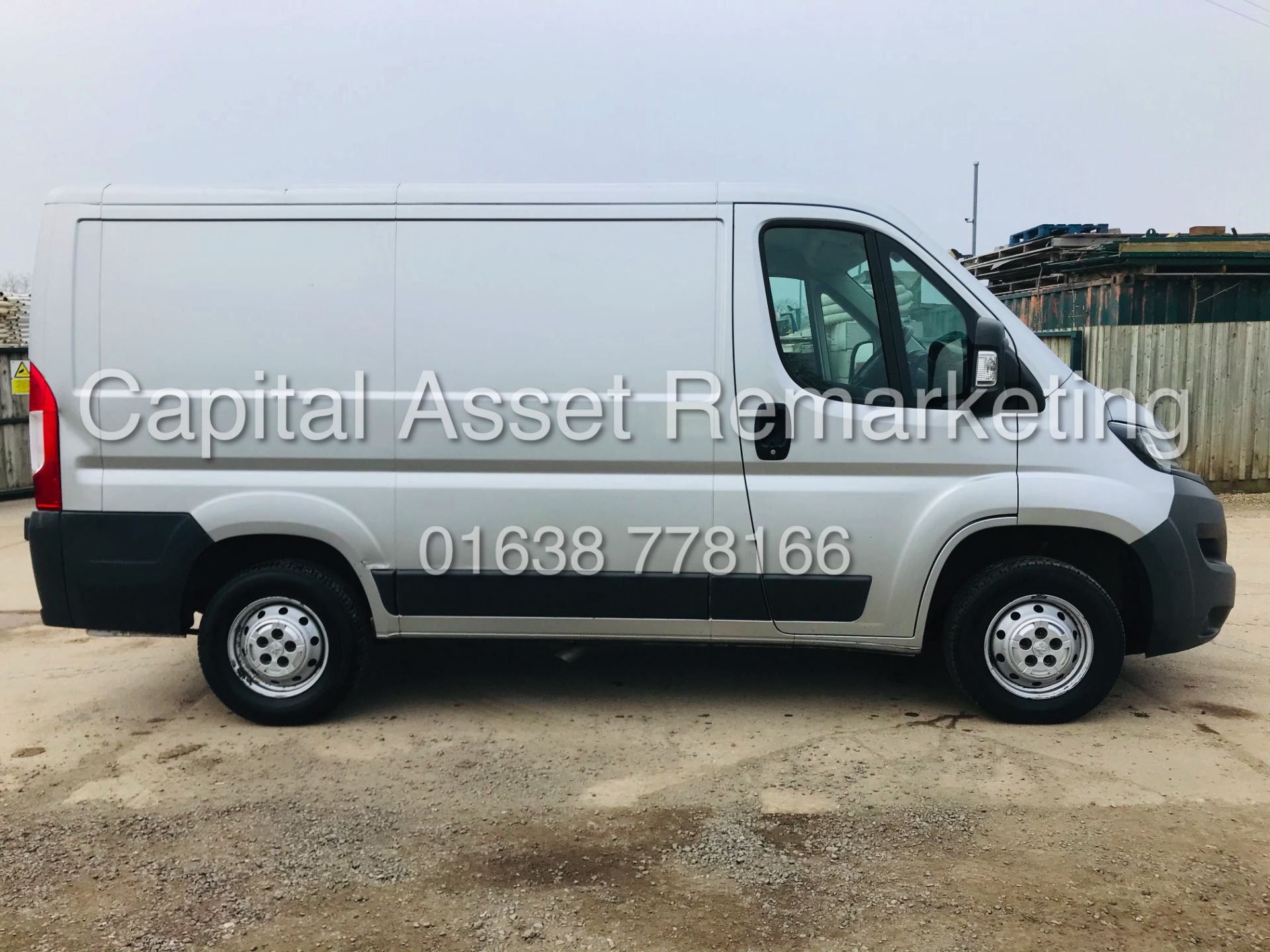 PEUGEOT BOXER 2.0 BLUE-HDI "PROFESSIONAL" EURO 6 / ULEZ COMPLIANT (2017 MODEL) AC / SAT NAV - Image 10 of 17