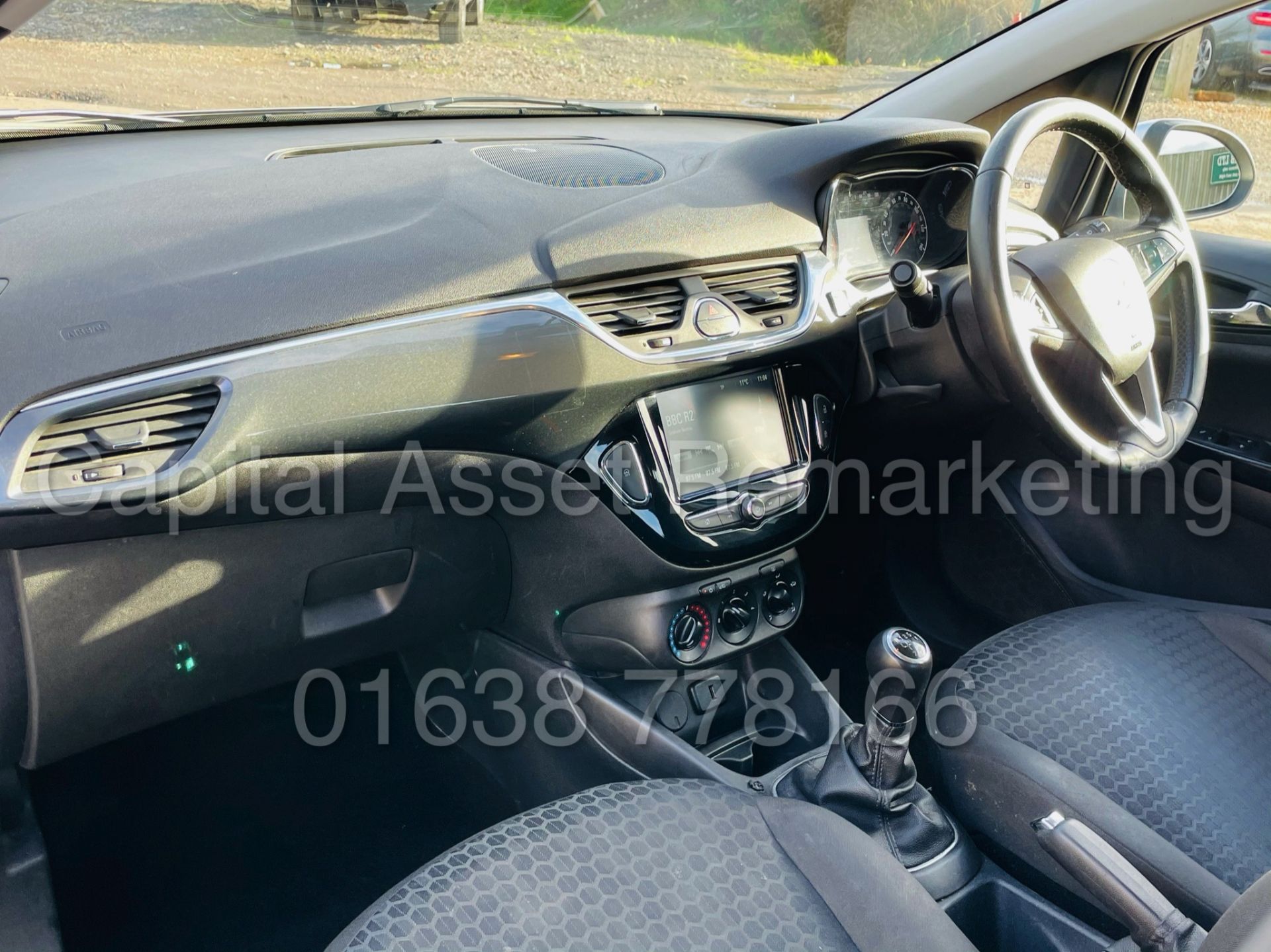 VAUXHALL CORSA *DESIGN EDITION* 5 DOOR HATCHBACK (2019 - NEW MODEL) 1.4 PETROL - 60 MPG+ (1 OWNER) - Image 18 of 40