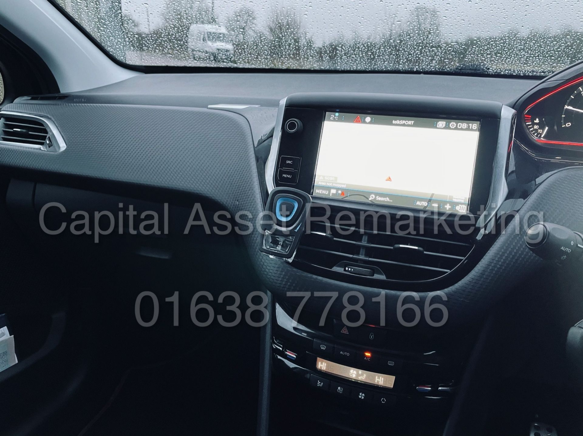 PEUGEOT 2008 *GT LINE* SUV / MPV (2019 - EURO 6) '1.5 BLUE HDI' *SAT NAV - PAN ROOF' *LOW MILES* - Image 38 of 46