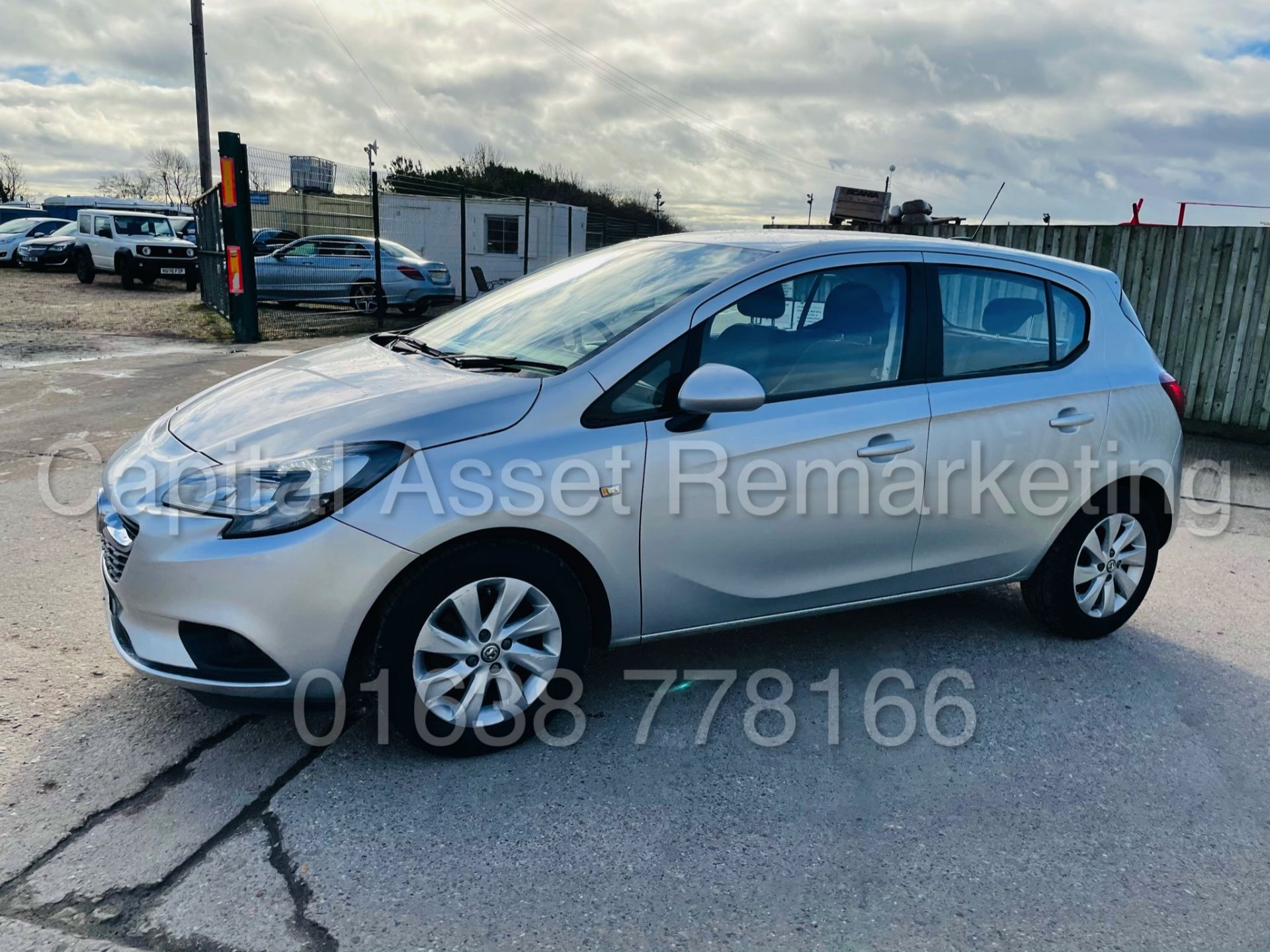 VAUXHALL CORSA *DESIGN EDITION* 5 DOOR HATCHBACK (2019 - NEW MODEL) 1.4 PETROL - 60 MPG+ (1 OWNER) - Image 7 of 40