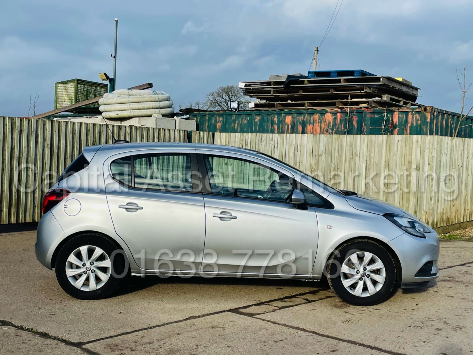 VAUXHALL CORSA *DESIGN EDITION* 5 DOOR HATCHBACK (2019 - NEW MODEL) 1.4 PETROL - 60 MPG+ (1 OWNER) - Image 14 of 40