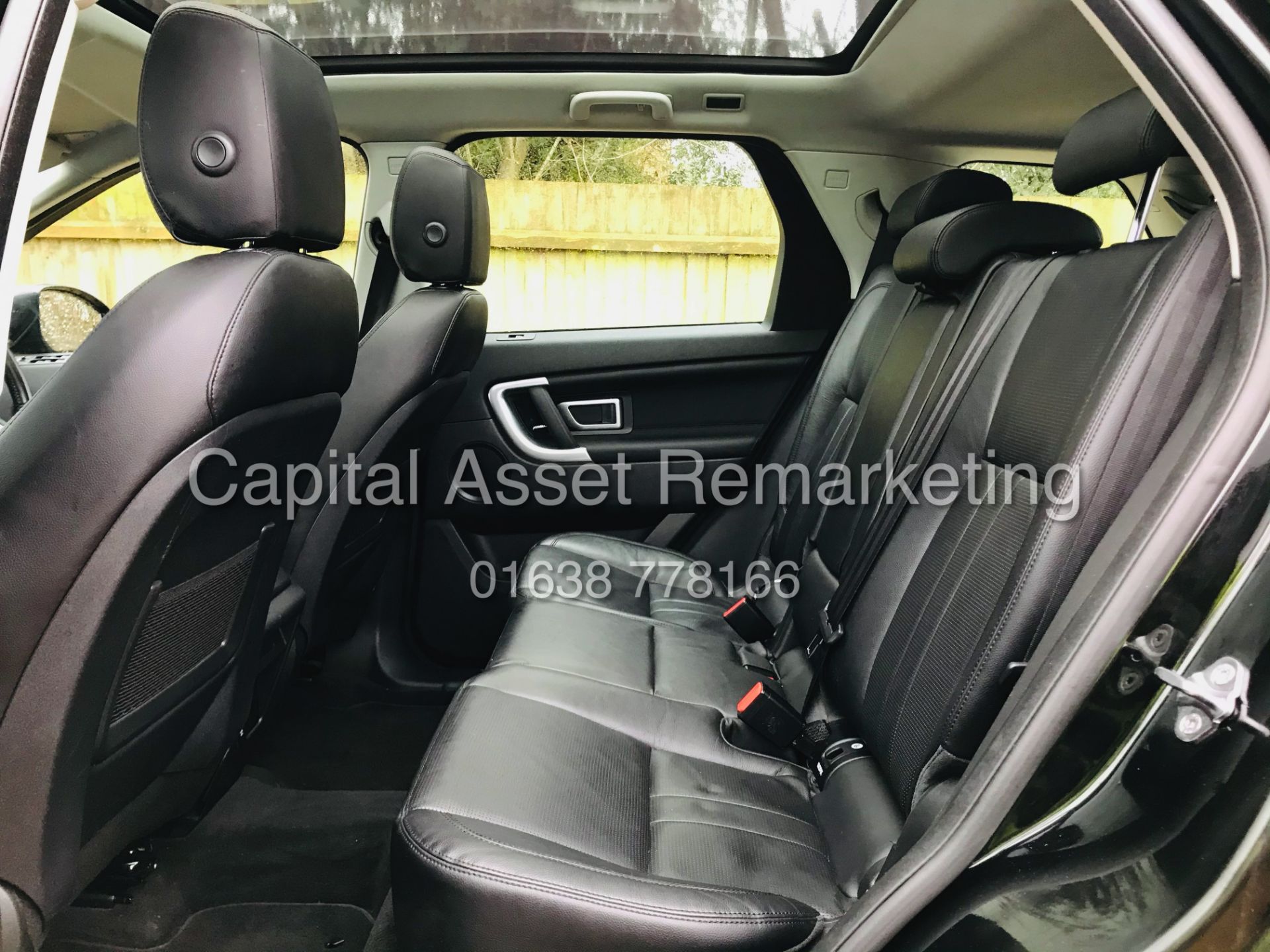 (ON SALE) LAND ROVER DISCOVERY SPORT "HSE - BLACK "AUTO 7 SEATER (2019 MODEL) PAN ROOF - HUGE SPEC - Image 21 of 37