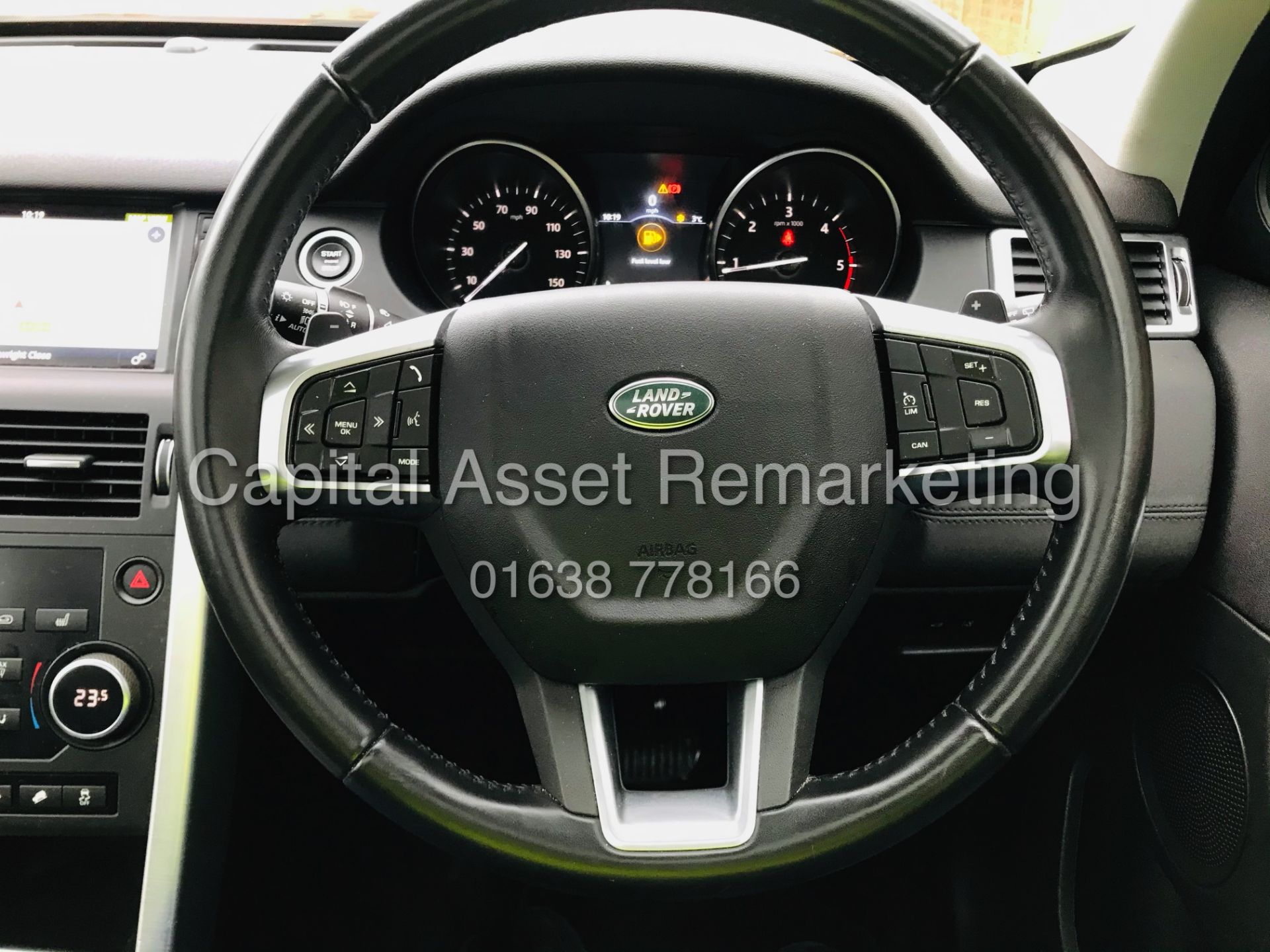 (ON SALE) LAND ROVER DISCOVERY SPORT "HSE - BLACK "AUTO 7 SEATER (2019 MODEL) PAN ROOF - HUGE SPEC - Image 26 of 37