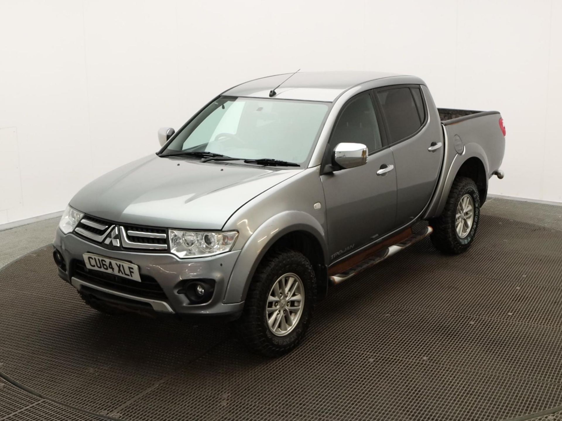 On Sale MITSUBISHI L200 *TROJAN EDITION* DOUBLE CAB PICK-UP (2015 MODEL) '2.5 DI-D -A/C* (NO VAT) - Image 3 of 8