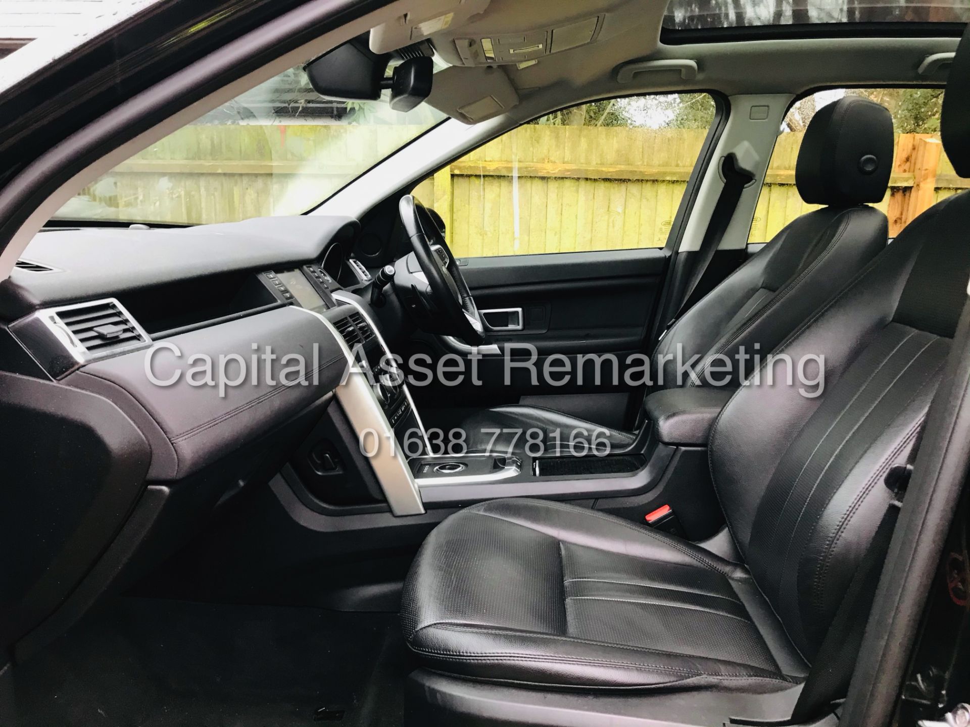 (ON SALE) LAND ROVER DISCOVERY SPORT "HSE - BLACK "AUTO 7 SEATER (2019 MODEL) PAN ROOF - HUGE SPEC - Image 19 of 37