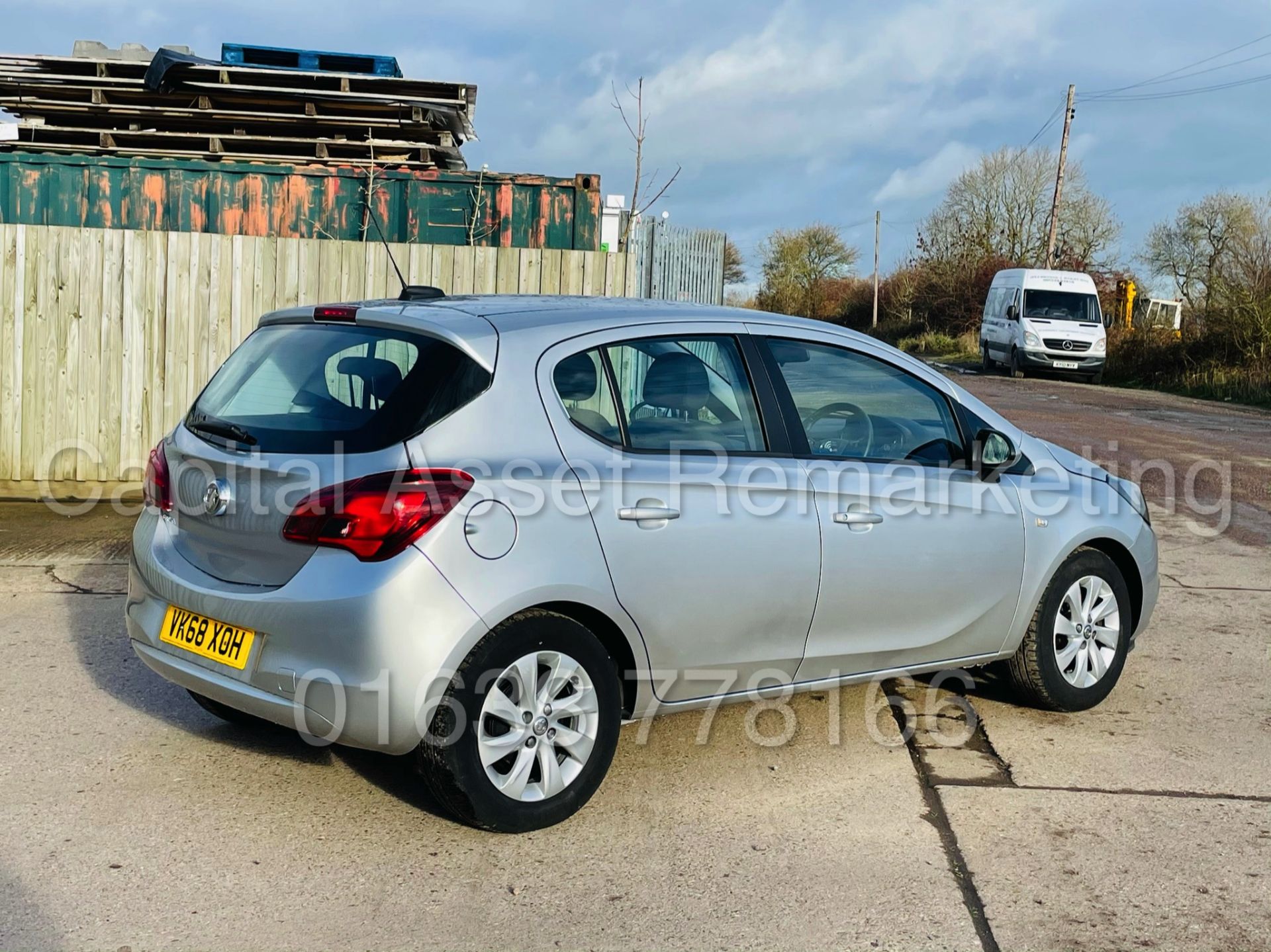 VAUXHALL CORSA *DESIGN EDITION* 5 DOOR HATCHBACK (2019 - NEW MODEL) 1.4 PETROL - 60 MPG+ (1 OWNER) - Image 13 of 40