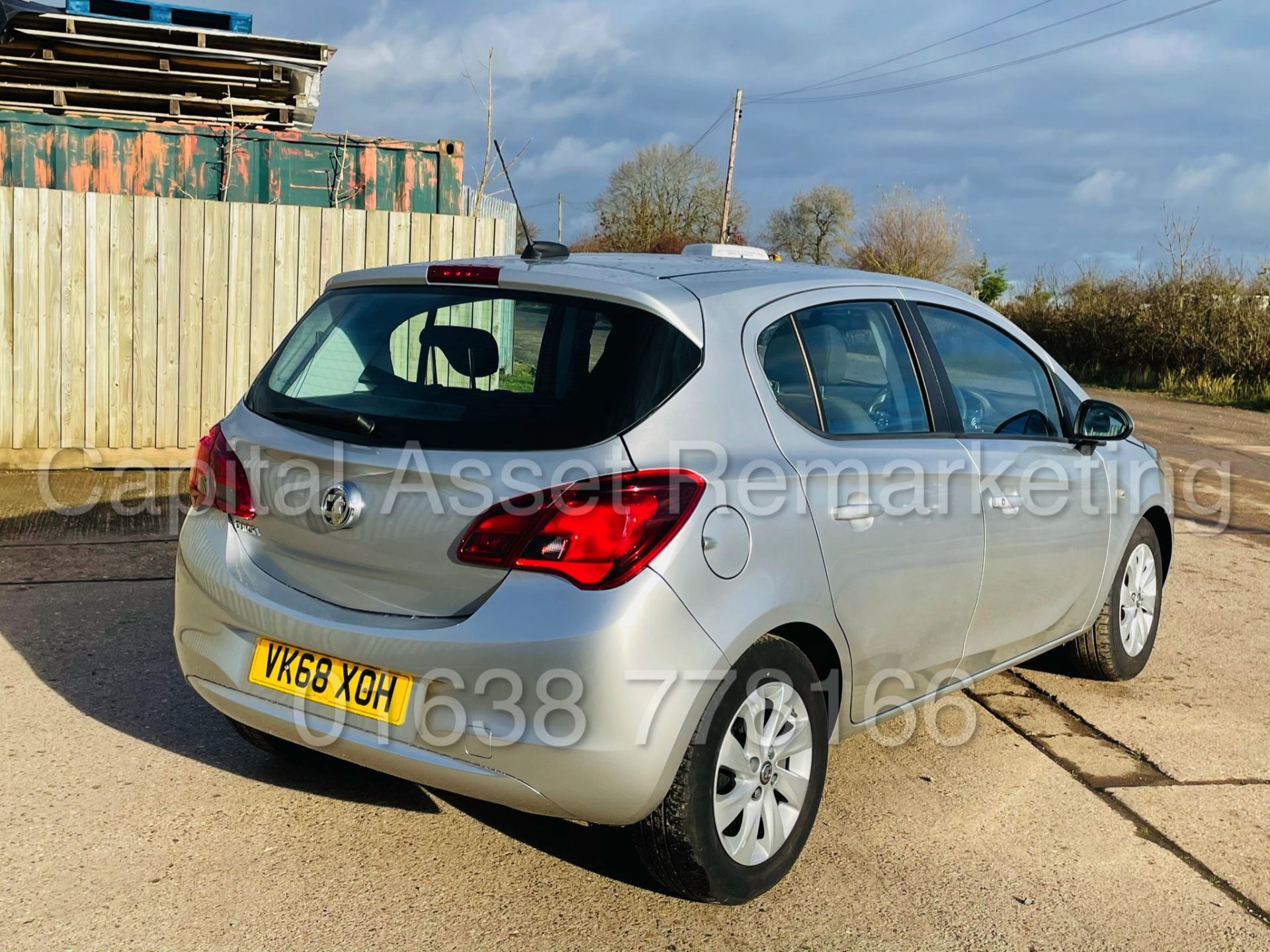 VAUXHALL CORSA *DESIGN EDITION* 5 DOOR HATCHBACK (2019 - NEW MODEL) 1.4 PETROL - 60 MPG+ (1 OWNER) - Image 12 of 40