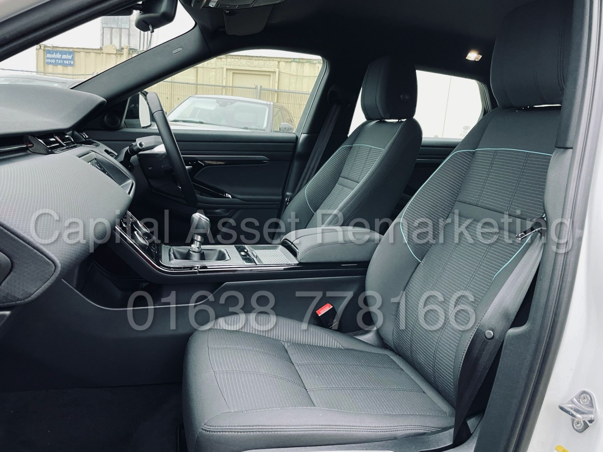 (On Sale) RANGE ROVER EVOQUE *R-DYNAMIC* (69 REG - NEW MODEL) '2.0 D150' (1 OWNER) **MASSIVE SPEC** - Image 27 of 48