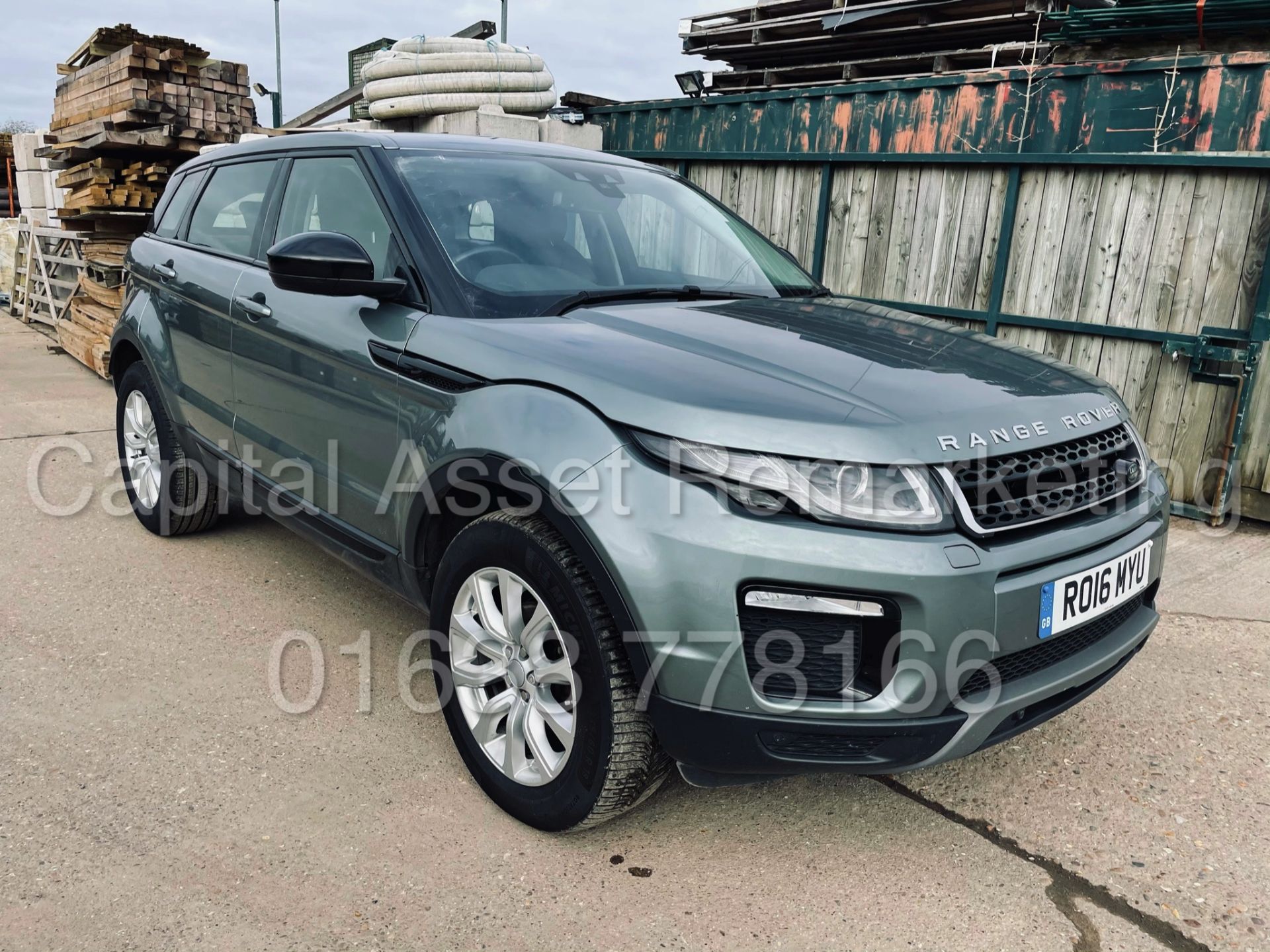 (On Sale) RANGE ROVER EVOQUE *SE TECH* SUV (2016 - EURO 6) '2.0 ED4 - LEATHER -SAT NAV' *TOP SPEC* - Image 3 of 46