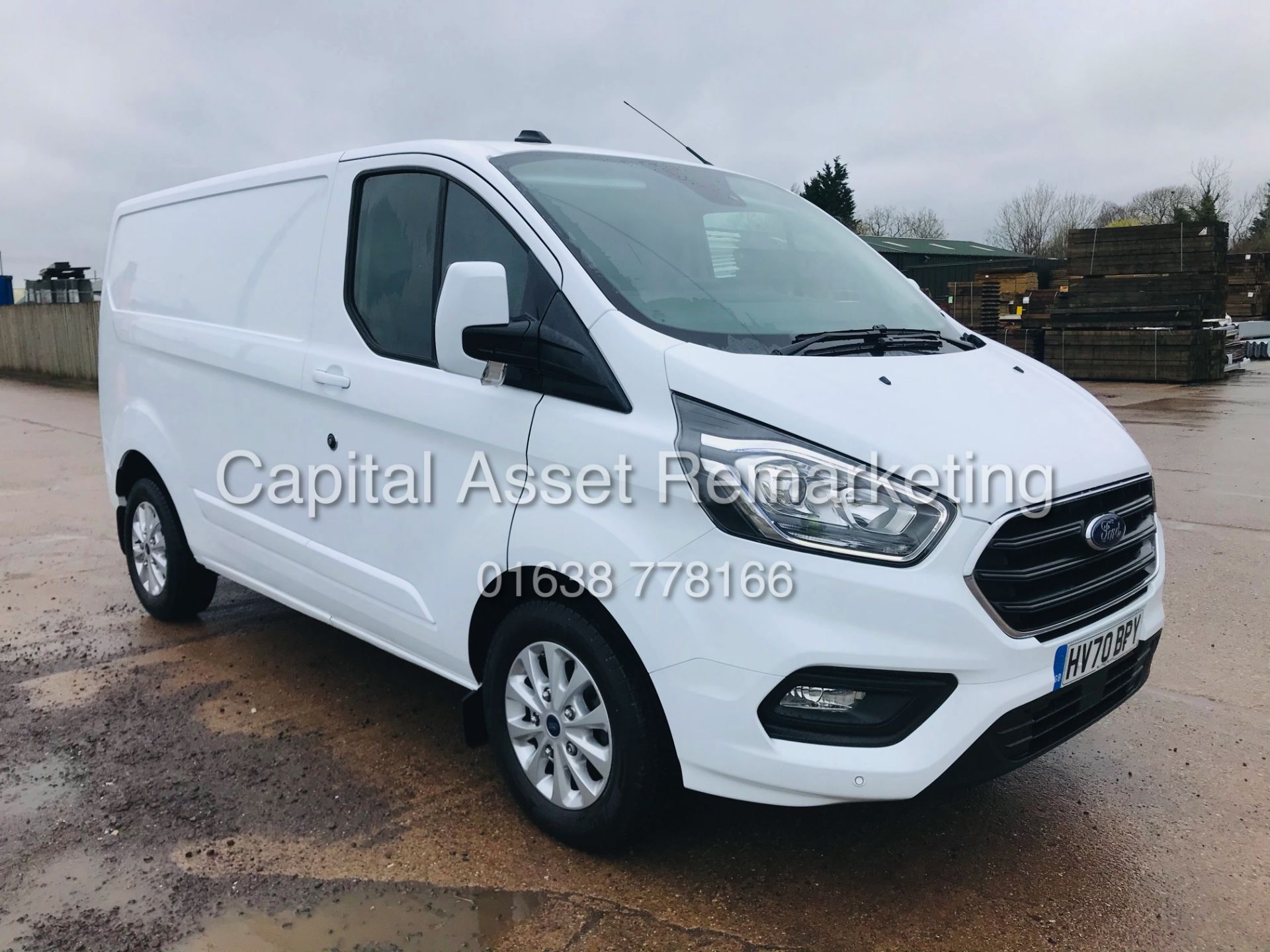 ON SALE FORD TRANSIT CUSTOM 2.0TDCI "LIMITED" 300 E-BLUE (2021 MODEL) 1 OWNER *AC* MEGA SPEC *EURO 6 - Image 3 of 30