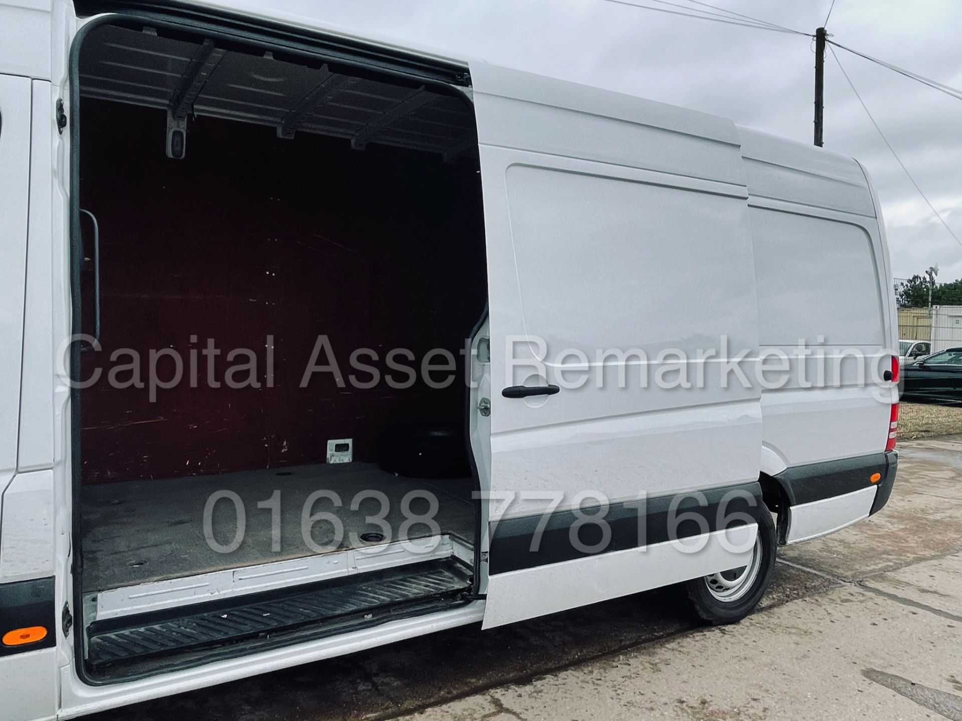 (On Sale) MERCEDES-BENZ SPRINTER 314 CDI *LWB HI-ROOF* (67 REG - EURO 6) '140 BHP - 6 SPEED' - Image 22 of 39