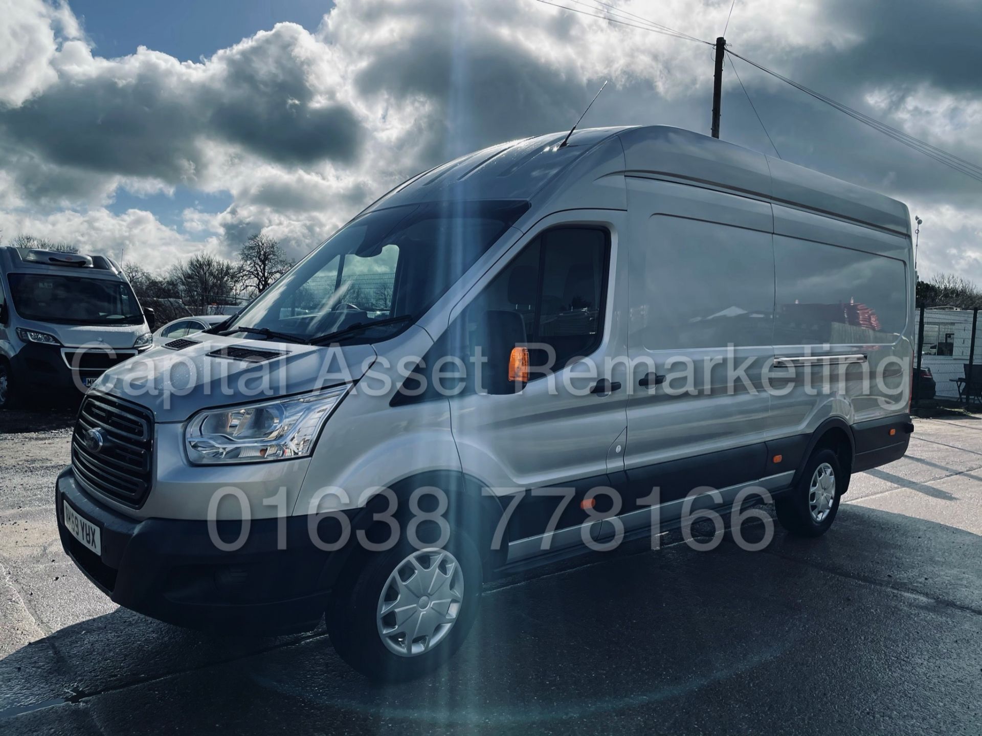 FORD TRANSIT 130 T350L RWD *L4 - XLWB HI-ROOF* (2020 - EURO 6 MODEL) '2.0 TDCI - 6 SPEED' *AIR CON* - Image 6 of 41