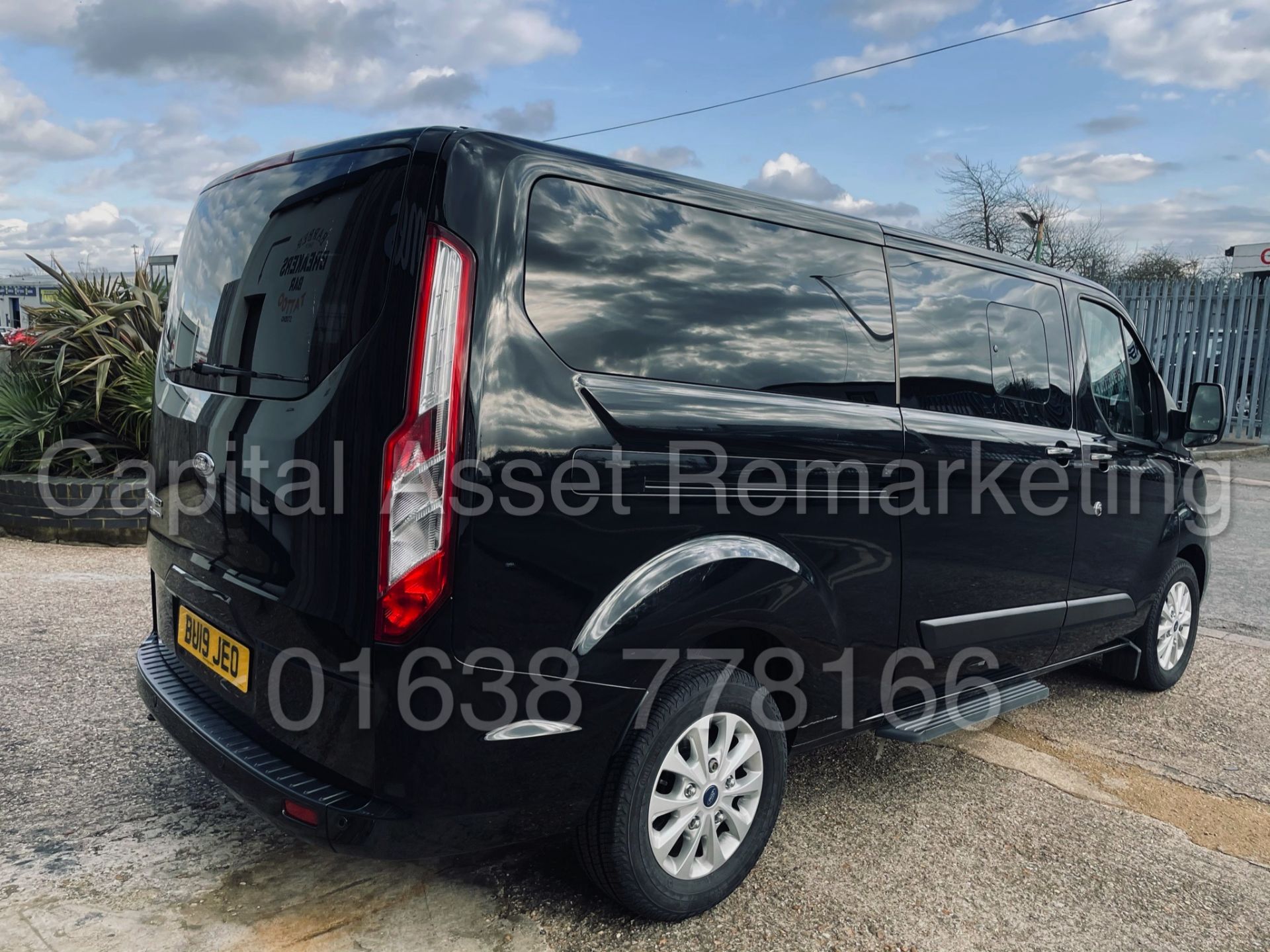 (On Sale) FORD TRANSIT CUSTOM TOURNEO *9 SEATER MPV / BUS* (2019) '2.0 TDCI - 130 BHP' (1 OWNER) - Image 7 of 46