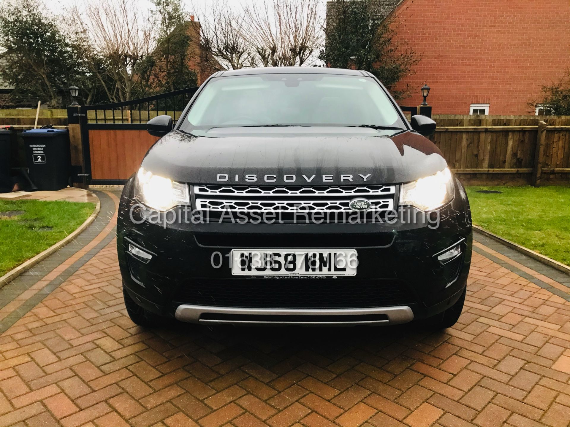 ON SALE LAND ROVER DISCOVERY SPORT "HSE" AUTO 7 SEATER (2019 MODEL) - SAT NAV -LEATHER *PAN ROOF* - Image 4 of 35