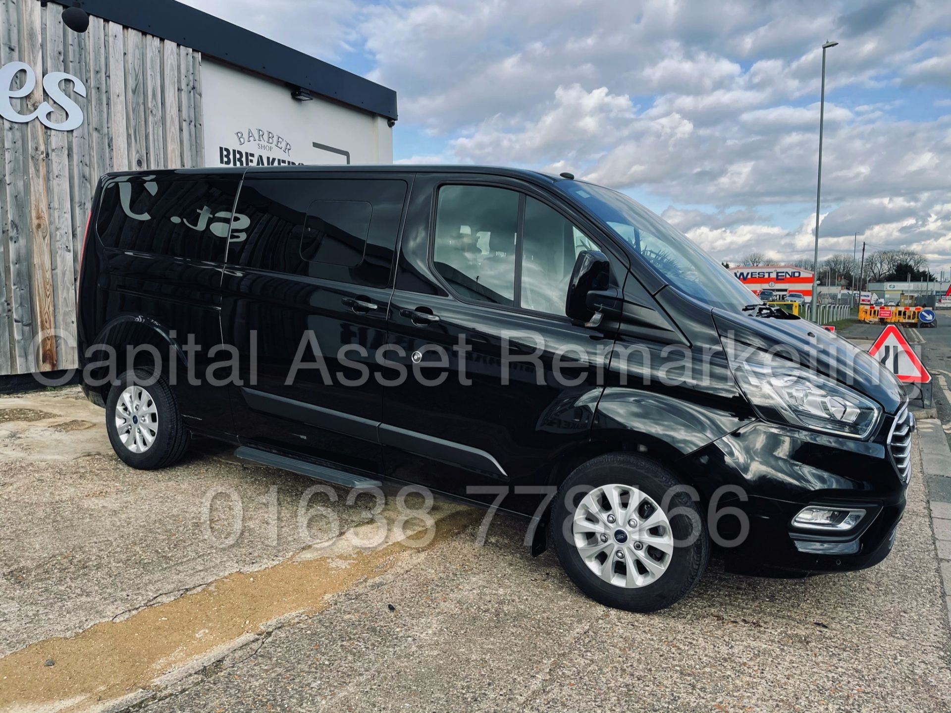 (On Sale) FORD TRANSIT CUSTOM TOURNEO *9 SEATER MPV / BUS* (2019) '2.0 TDCI - 130 BHP' (1 OWNER) - Image 10 of 46