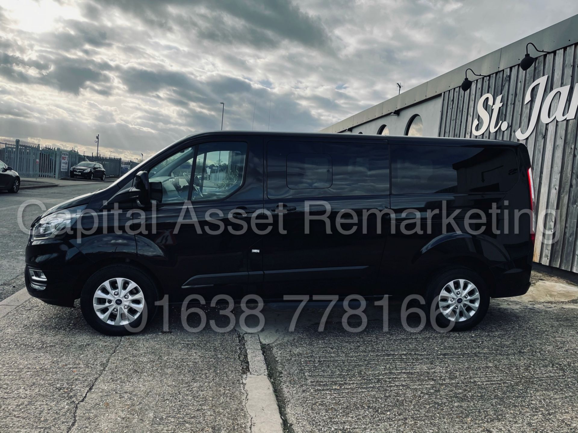 (On Sale) FORD TRANSIT CUSTOM TOURNEO *9 SEATER MPV / BUS* (2019) '2.0 TDCI - 130 BHP' (1 OWNER) - Image 4 of 46