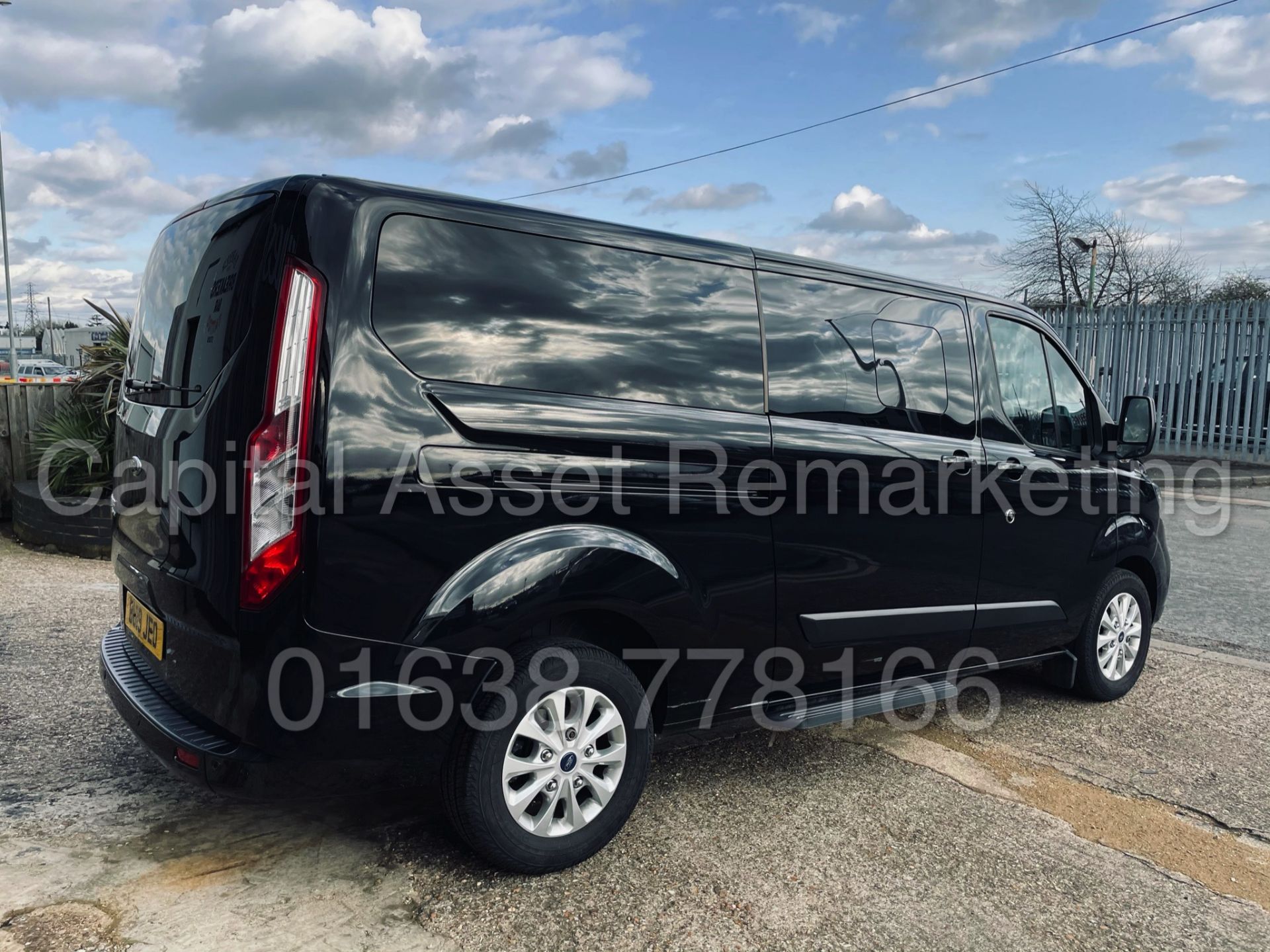 (On Sale) FORD TRANSIT CUSTOM TOURNEO *9 SEATER MPV / BUS* (2019) '2.0 TDCI - 130 BHP' (1 OWNER) - Image 8 of 46