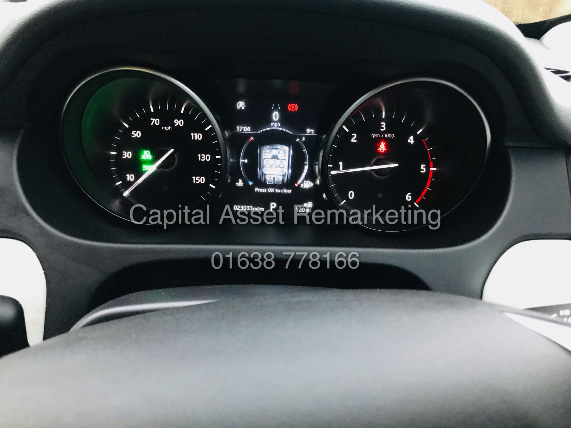 ON SALE LAND ROVER DISCOVERY SPORT "HSE" AUTO 7 SEATER (2019 MODEL) - SAT NAV -LEATHER *PAN ROOF* - Image 22 of 35
