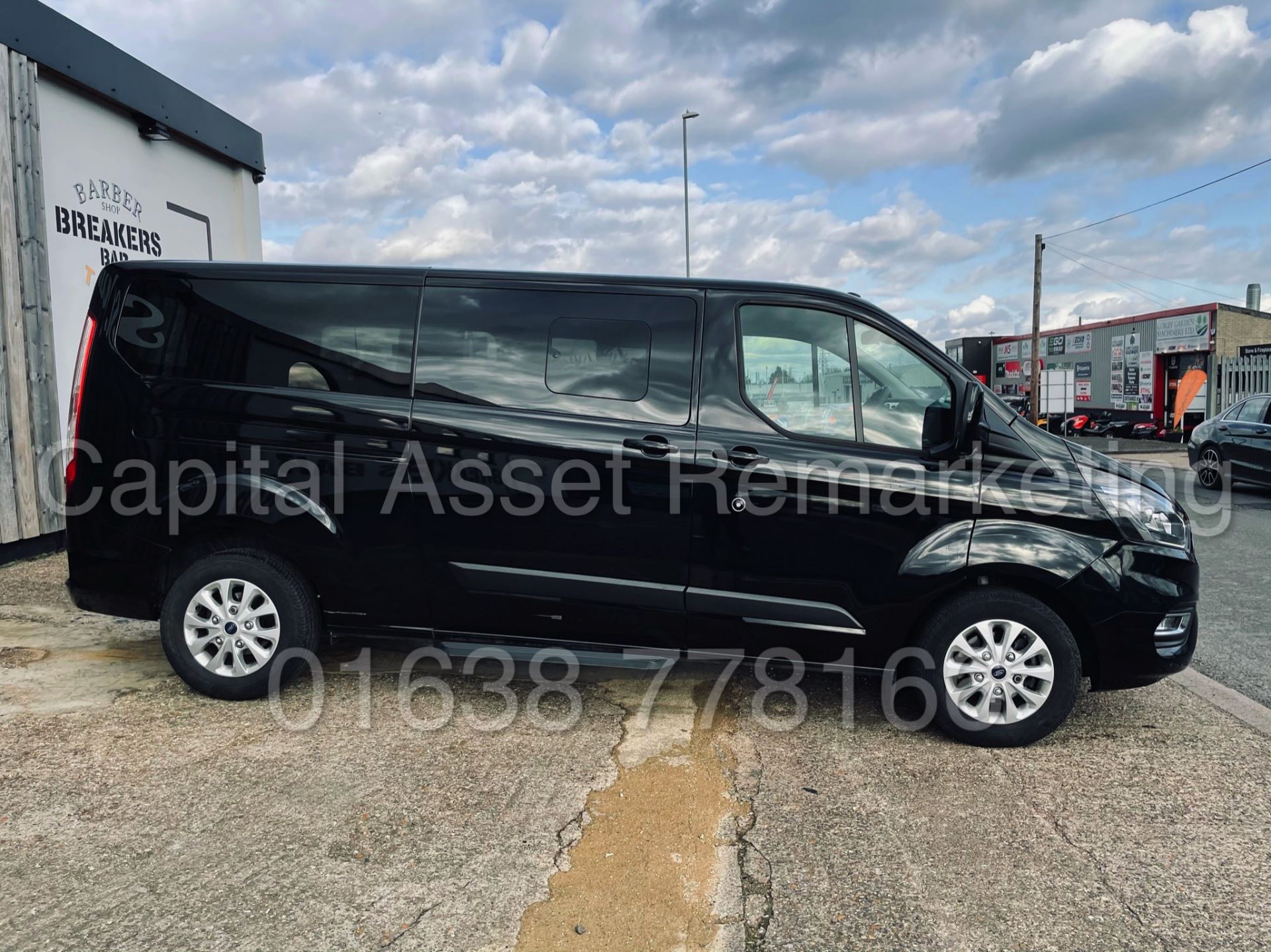 (On Sale) FORD TRANSIT CUSTOM TOURNEO *9 SEATER MPV / BUS* (2019) '2.0 TDCI - 130 BHP' (1 OWNER) - Image 9 of 46