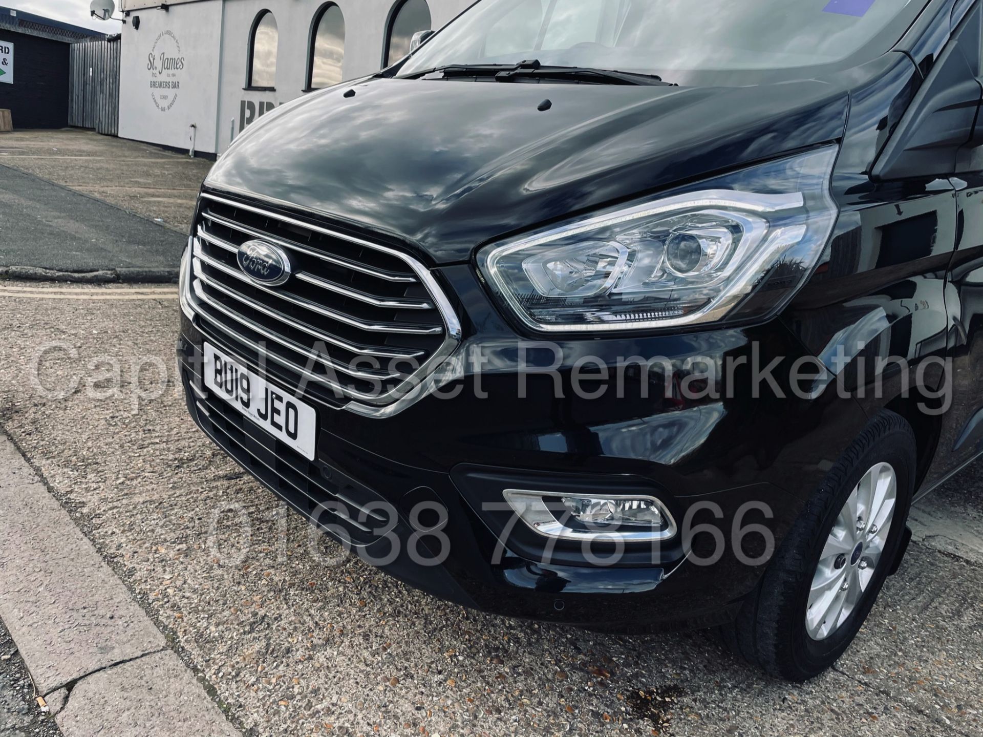 (On Sale) FORD TRANSIT CUSTOM TOURNEO *9 SEATER MPV / BUS* (2019) '2.0 TDCI - 130 BHP' (1 OWNER) - Image 15 of 46