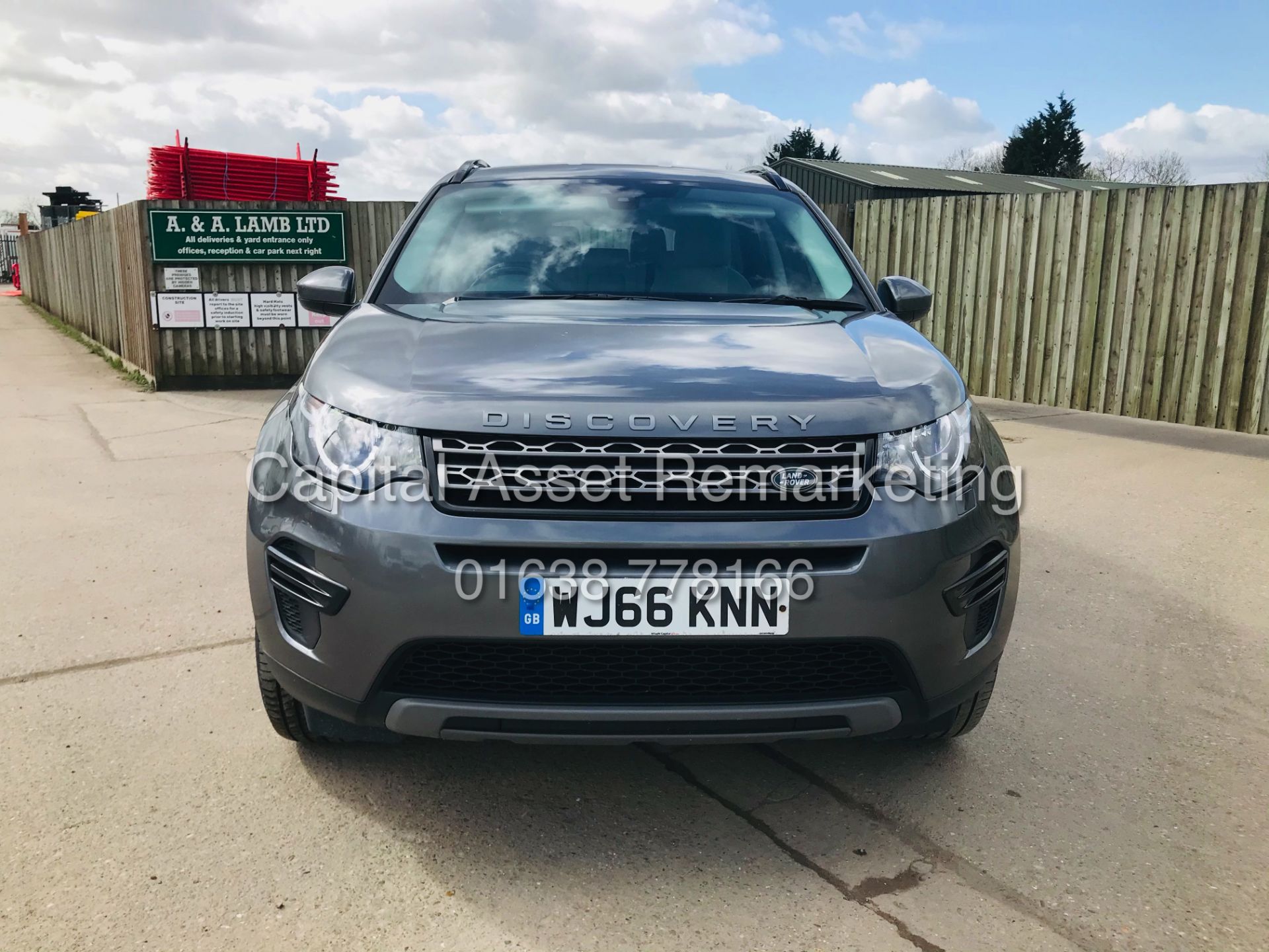 On Sale LANDROVER DISCOVERY "SPORT" 2.0TD4 "SE" (2017 MODEL) LEATHER - SAT NAV -1 KEEPER GREAT SPEC - Image 3 of 22