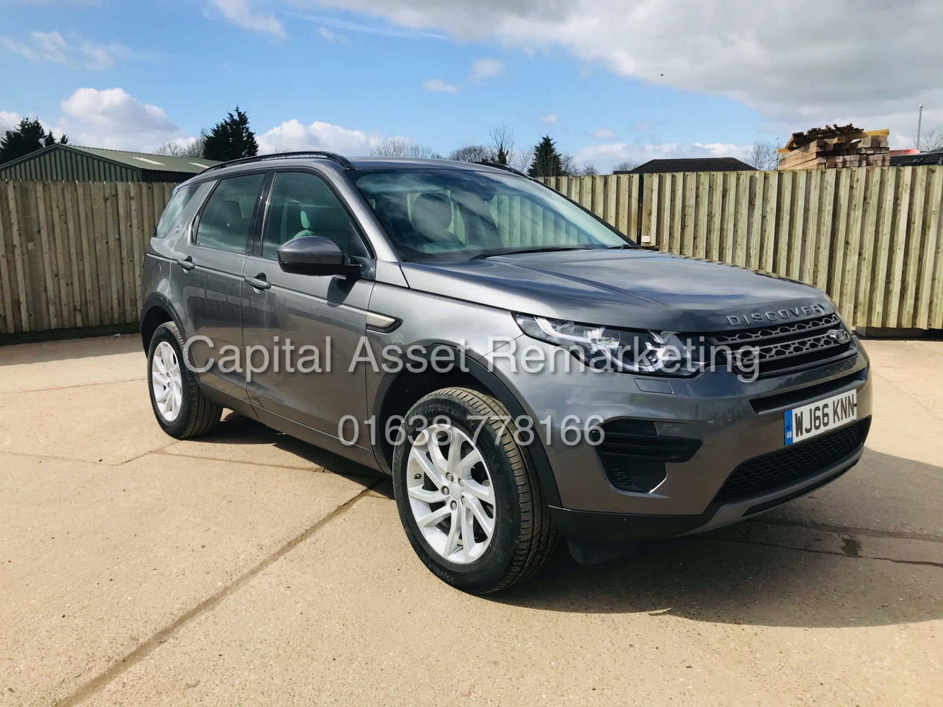 On Sale LANDROVER DISCOVERY "SPORT" 2.0TD4 "SE" (2017 MODEL) LEATHER - SAT NAV -1 KEEPER GREAT SPEC - Image 4 of 22