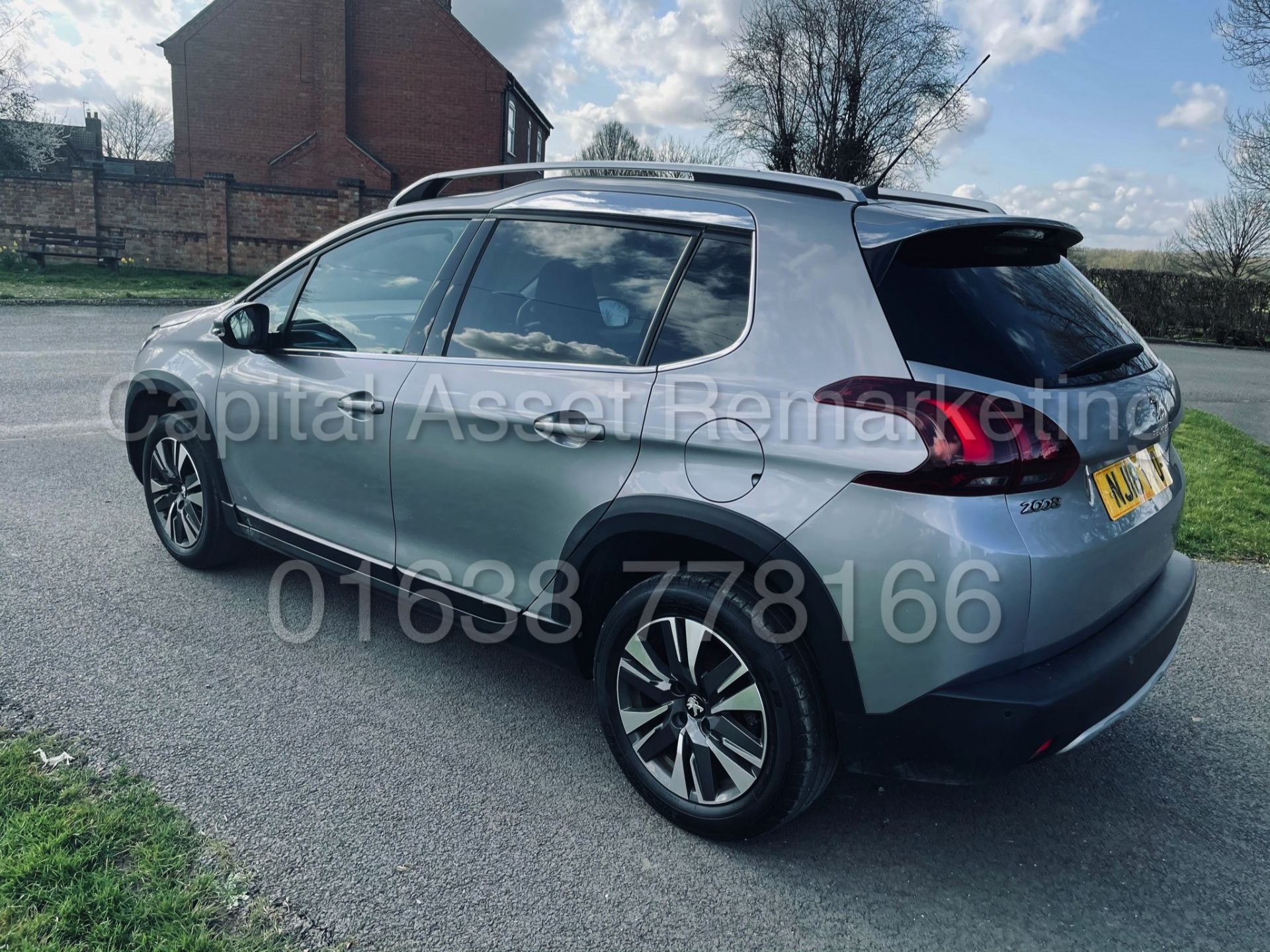 (On Sale) PEUGEOT 2008 *ALLURE* SUV / MPV (2018) '1.2 PETROL - SAT NAV' *LOW MILES* (HUGE SPEC) - Image 9 of 40