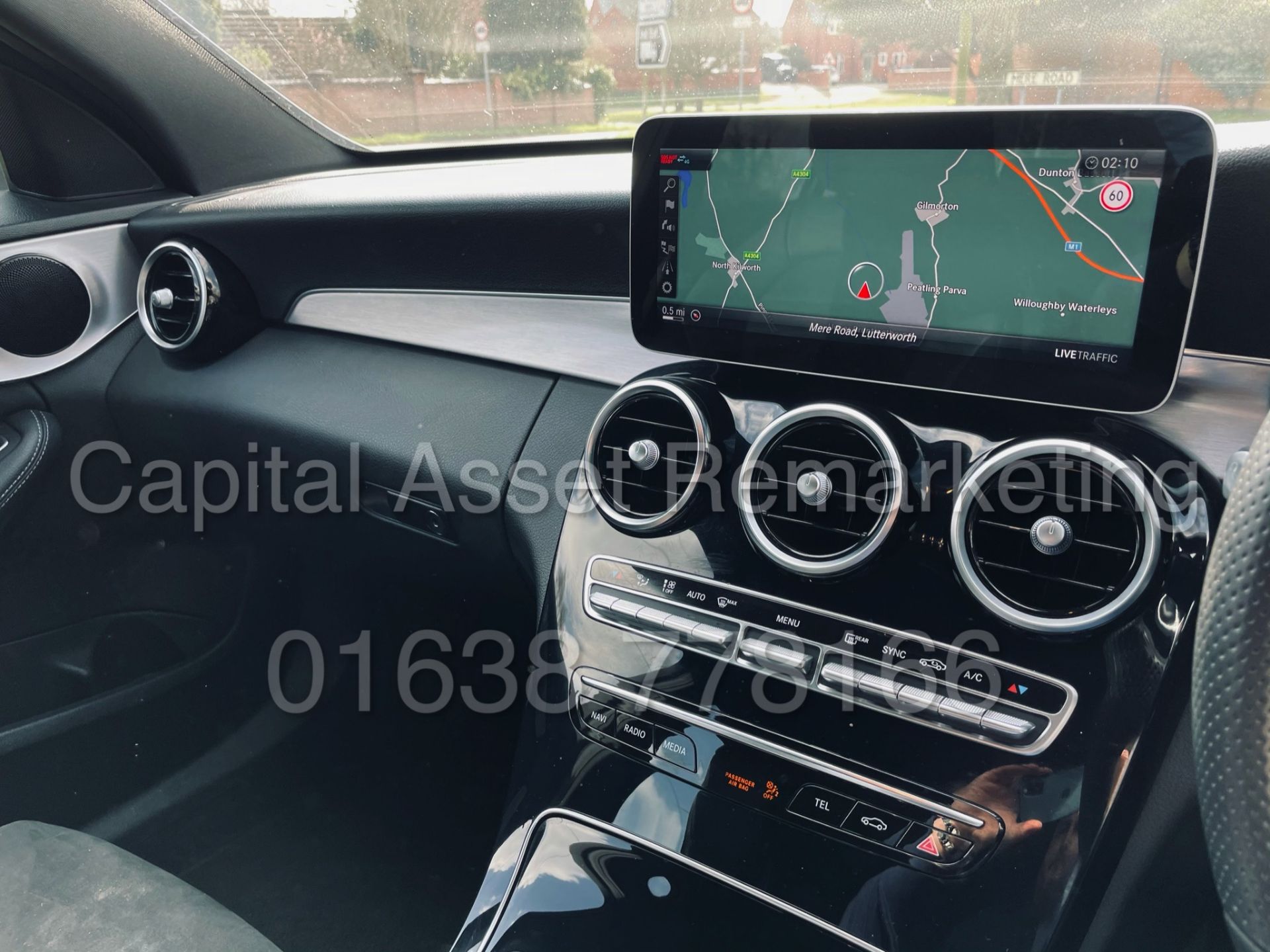 MERCEDES-BENZ C220D *AMG- PREMIUM* SALOON (2019 - NEW MODEL) '9-G TRONIC - NAV' *TOP SPEC* (1 OWNER) - Image 41 of 49