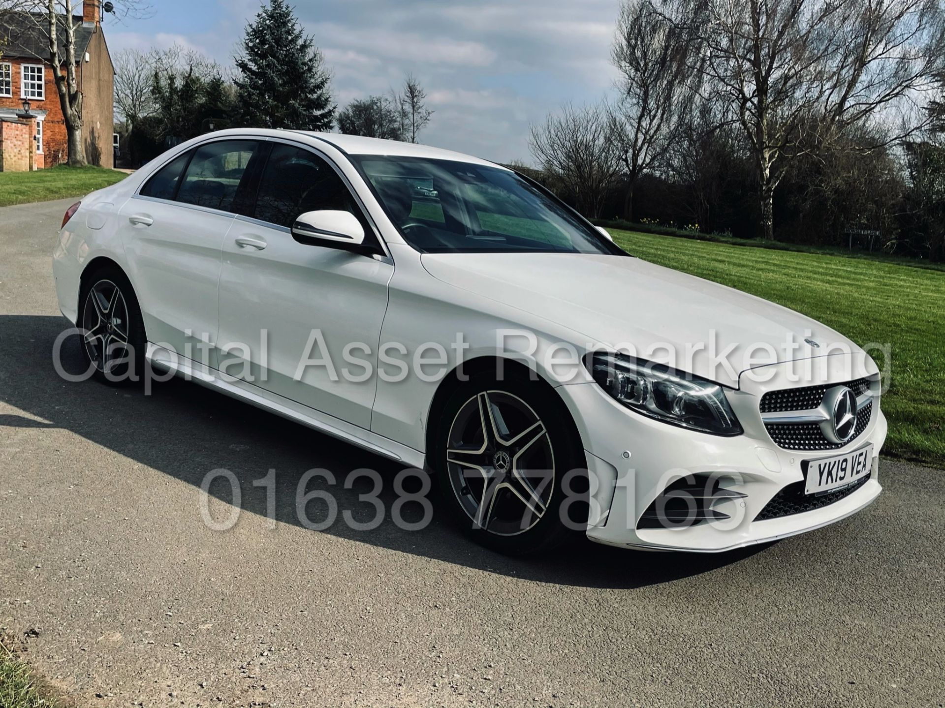 MERCEDES-BENZ C220D *AMG- PREMIUM* SALOON (2019 - NEW MODEL) '9-G TRONIC - NAV' *TOP SPEC* (1 OWNER) - Image 3 of 49