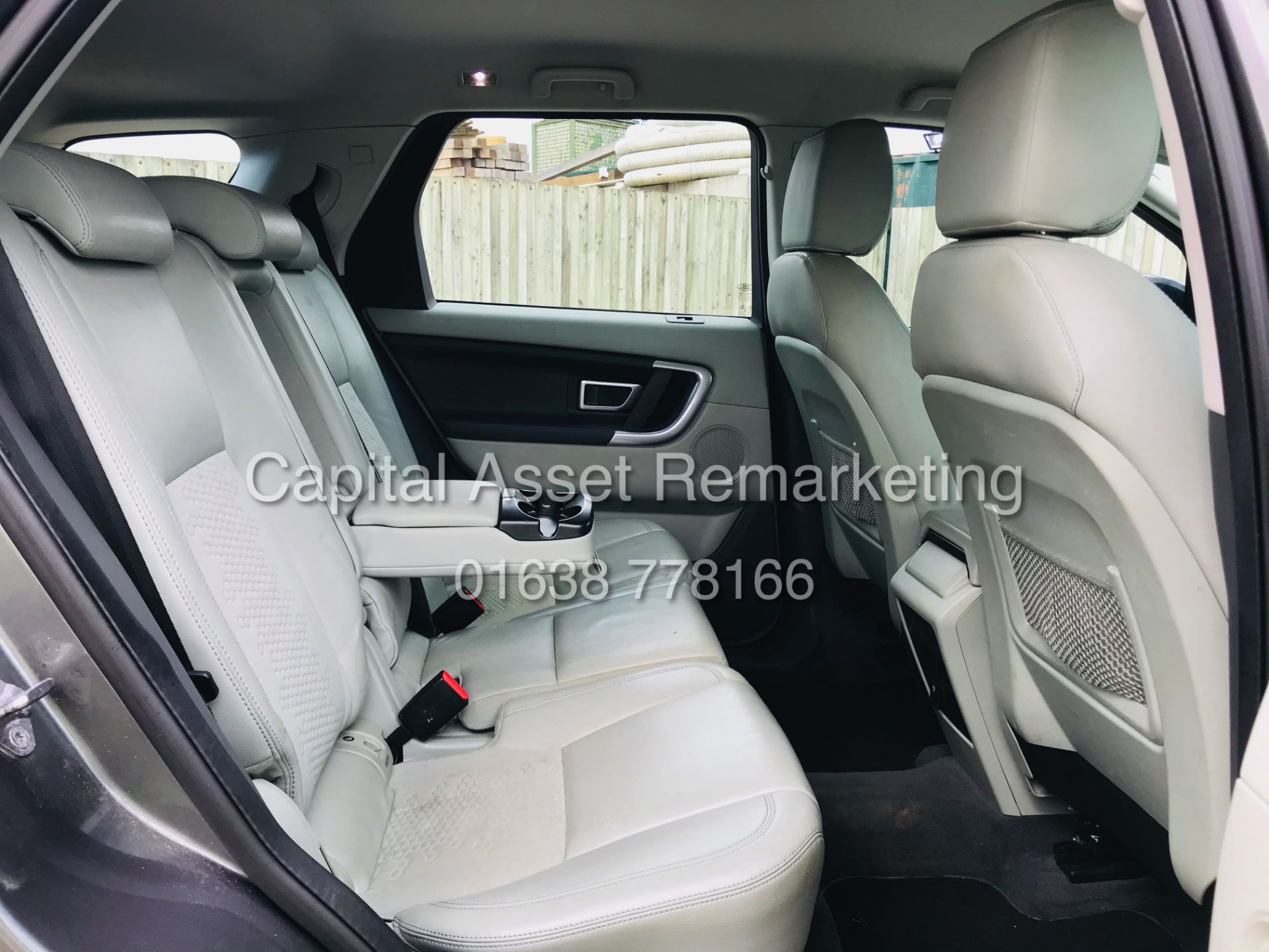 On Sale LANDROVER DISCOVERY "SPORT" 2.0TD4 "SE" (2017 MODEL) LEATHER - SAT NAV -1 KEEPER GREAT SPEC - Image 16 of 22