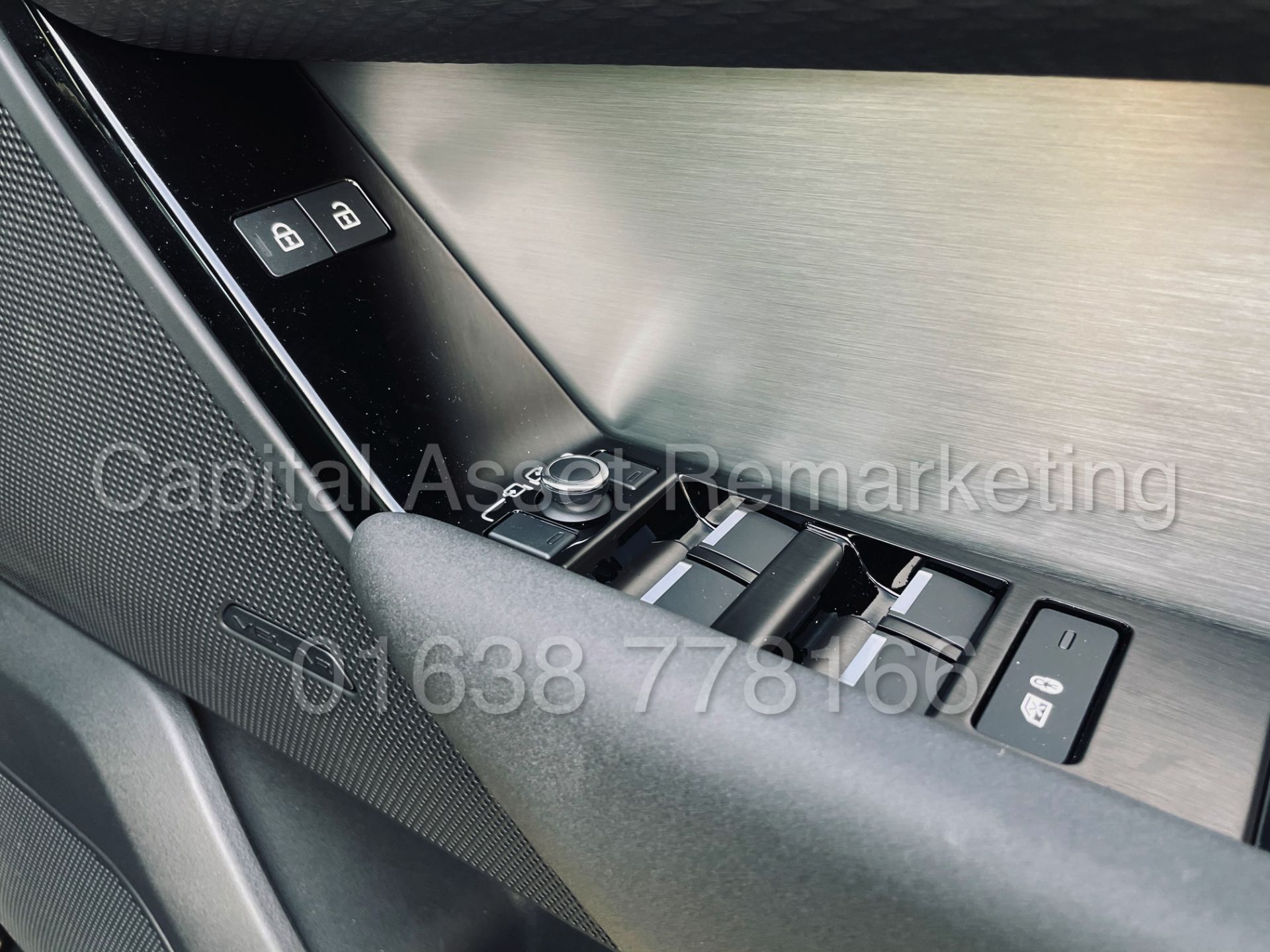 (On Sale) RANGE ROVER VELAR *R-DYNAMIC* SUV (2021) *8 SPEED AUTO - LEATHER* (DELIVERY MILES) - Image 33 of 50