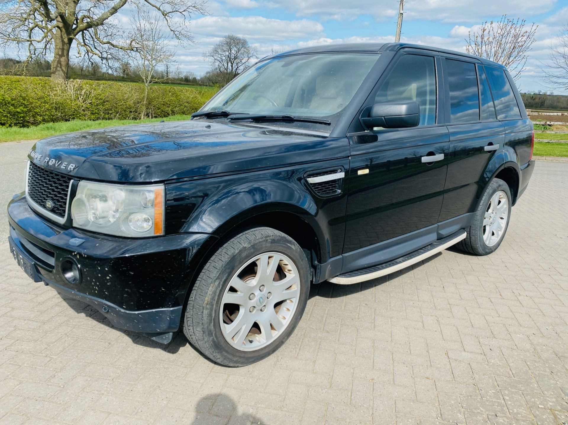 (On Sale) RANGE ROVER SPORT TDV6 *HSE AUTO* (55 REG) GREAT SPEC NO VAT!!! - SAT NAV - LEATHER - Image 3 of 15