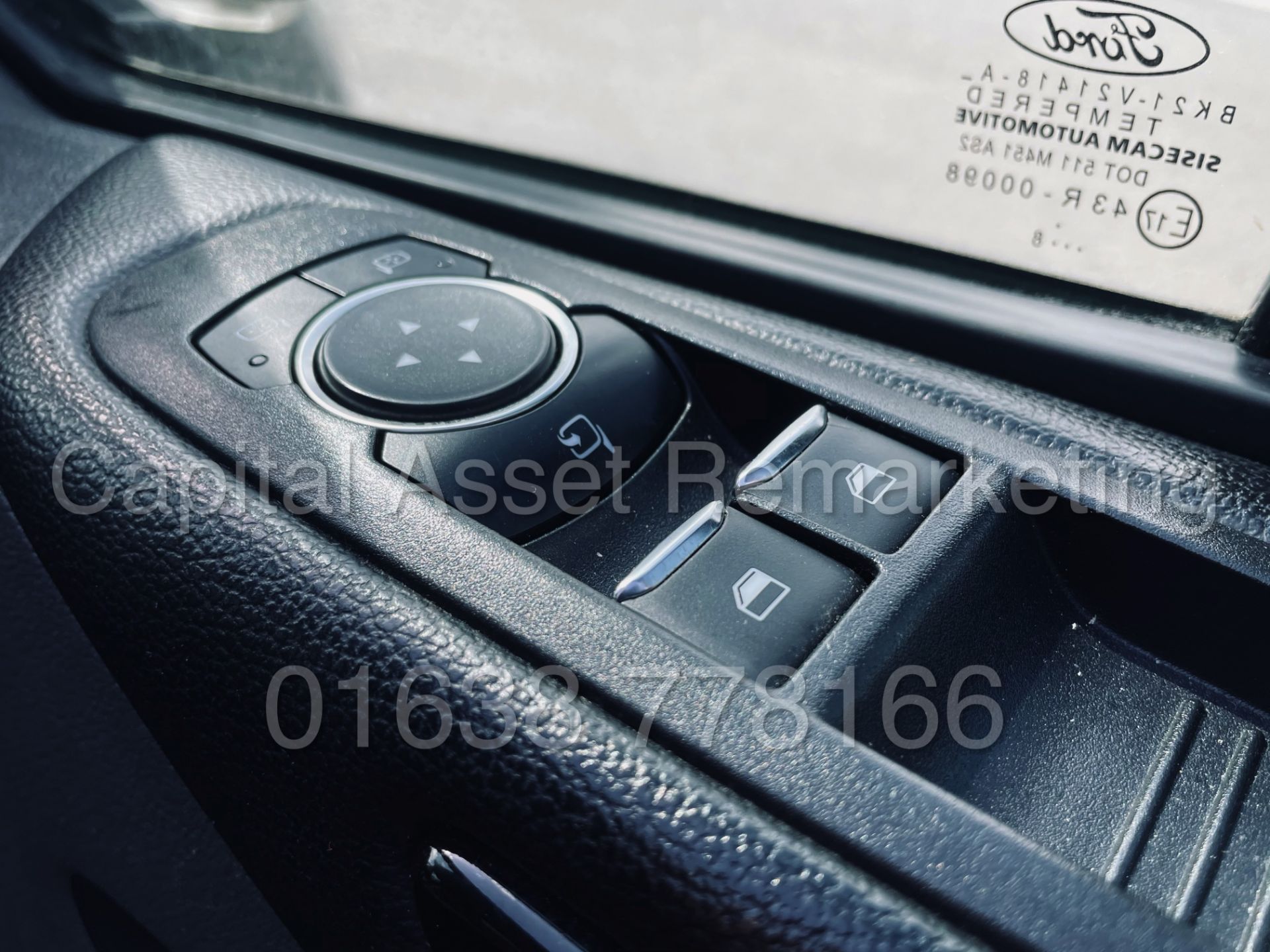 FORD TRANSIT CUSTOM TOURNEO *TITANIUM - 9 SEATER MPV / BUS* (2019 - EURO 6) '2.0 TDCI' *SAT NAV* - Image 37 of 56