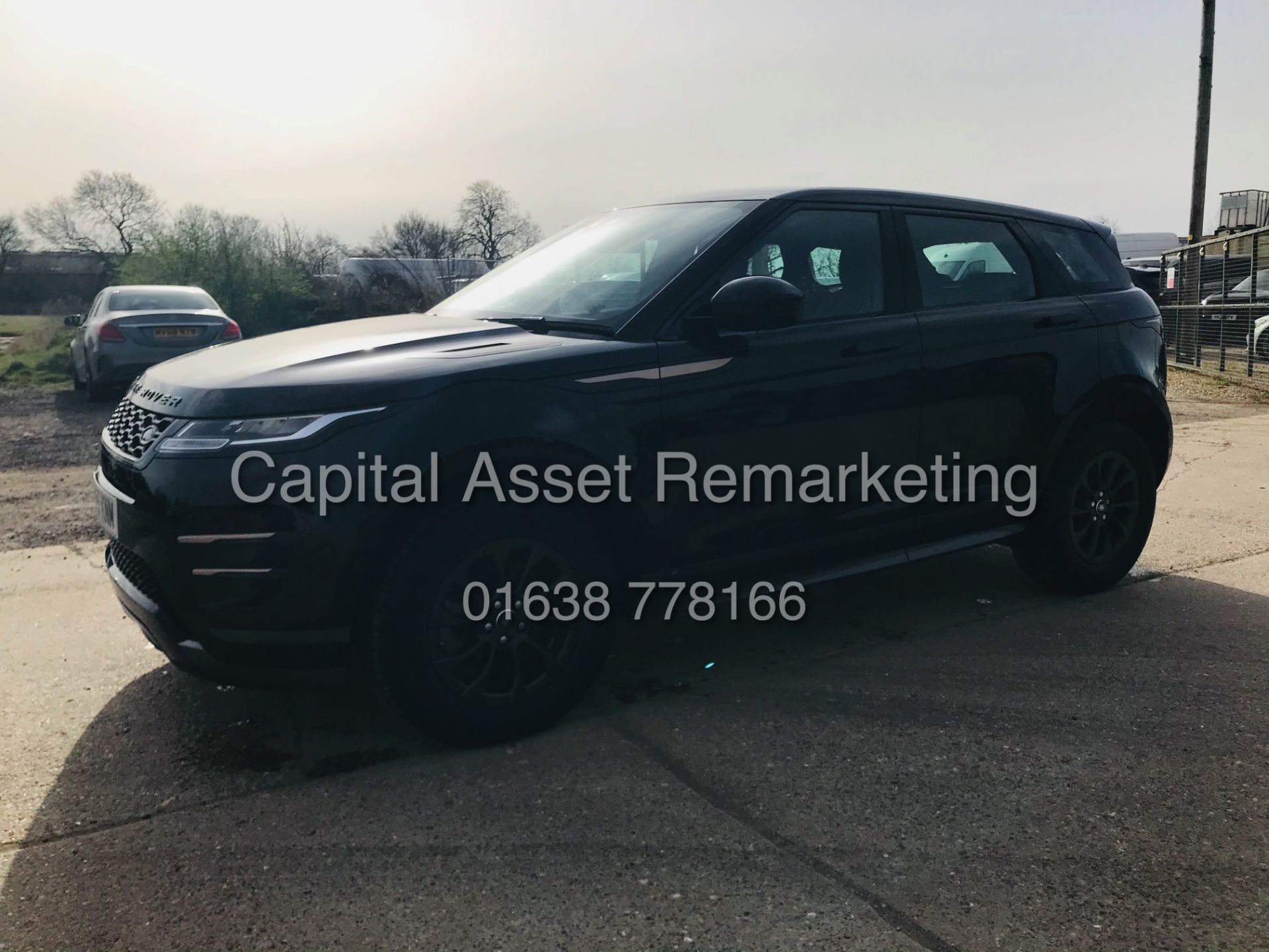 (On Sale) RANGE ROVER EVOQUE R-DYNAMIC 2.0 D150 "BLACK EDITION" (2020) GREAT SPEC - ONLY 4500 MILES - Image 7 of 26