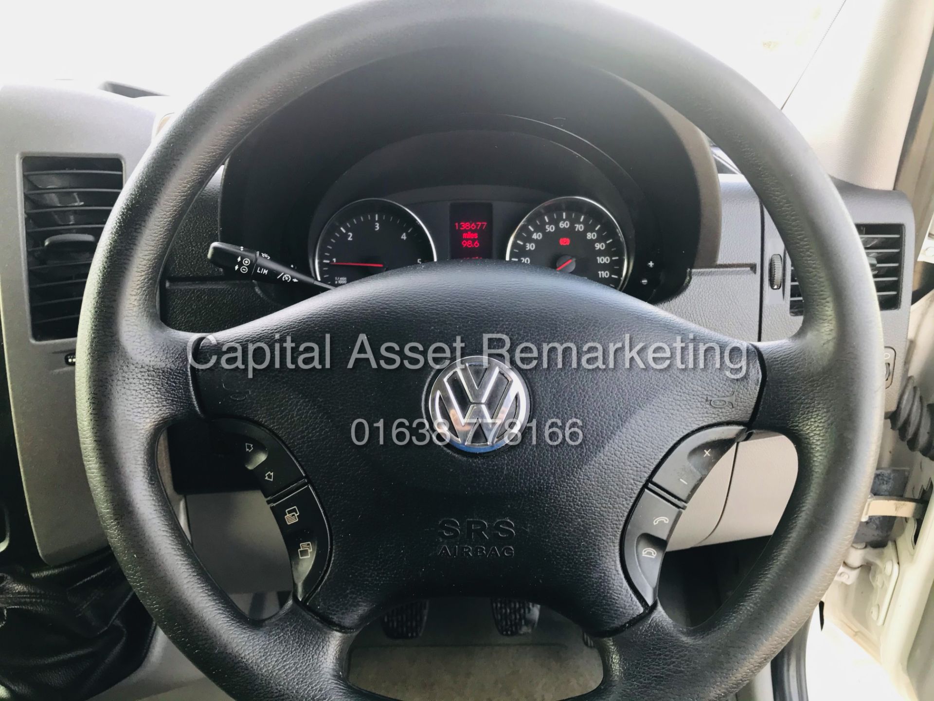 ON SALE VW CRAFTER 2.0TDI CR35 (15 REG) 1 OWNER - CRUISE - ELEC PACK - MULTIFUNCTION STEERING WHEEL - Image 15 of 19