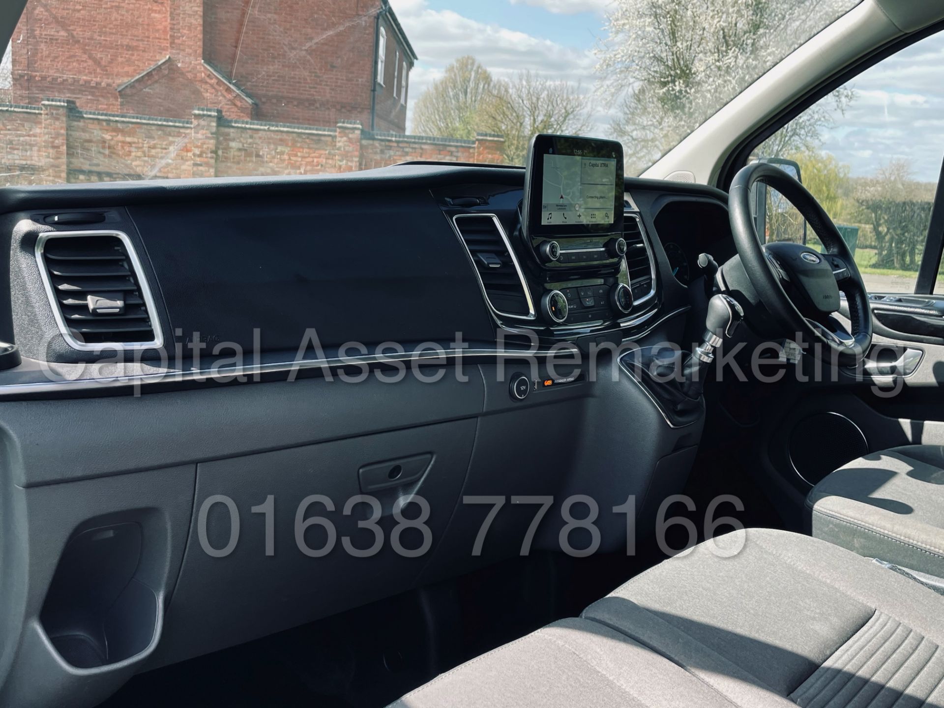 FORD TRANSIT CUSTOM TOURNEO *TITANIUM - 9 SEATER MPV / BUS* (2019 - EURO 6) '2.0 TDCI' *SAT NAV* - Image 23 of 56