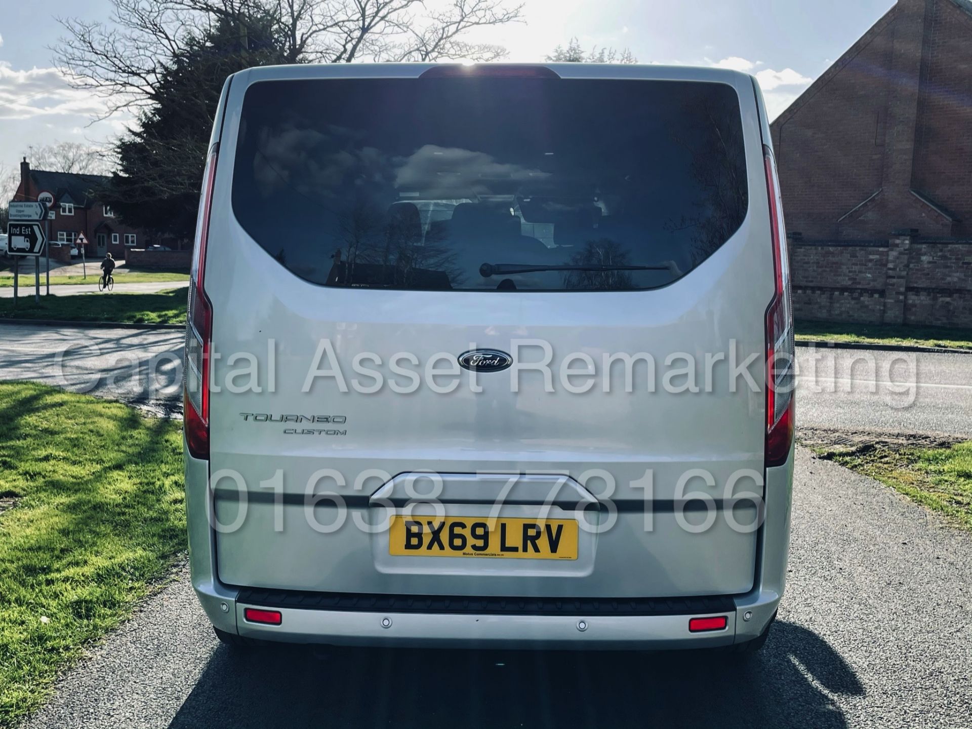 FORD TRANSIT CUSTOM TOURNEO *TITANIUM - 9 SEATER MPV / BUS* (2020 - EURO 6) '2.0 TDCI - AUTOMATIC' - Image 7 of 53