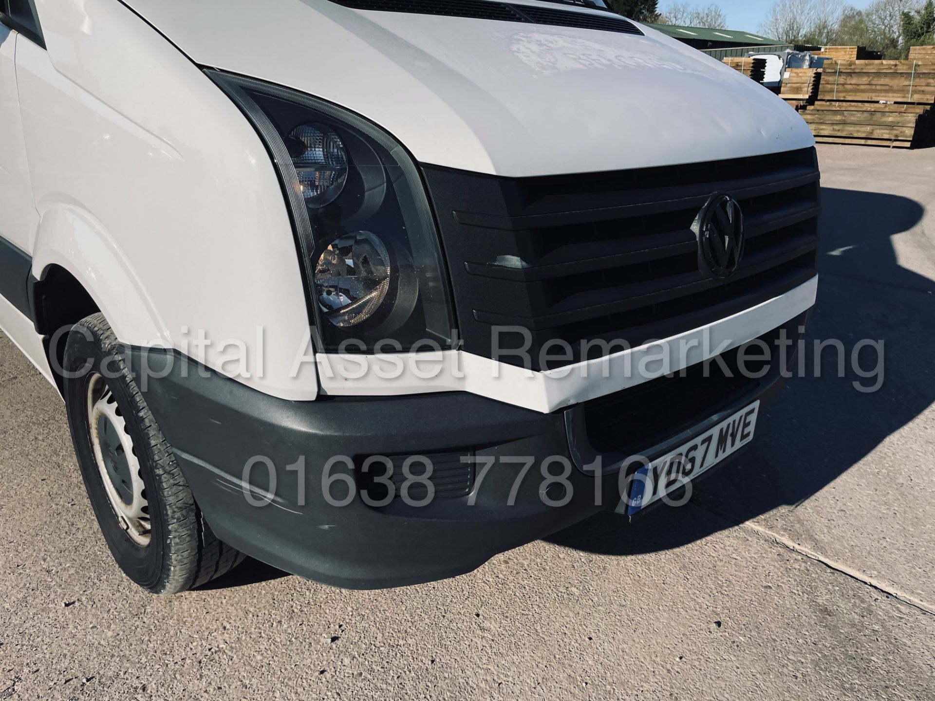 (On Sale) VOLKSWAGEN CRAFTER CR35 *LWB - CURTAIN SIDE / LUTON* (67 REG - EURO 6) '2.0 TDI - 6 SPEED' - Image 15 of 41