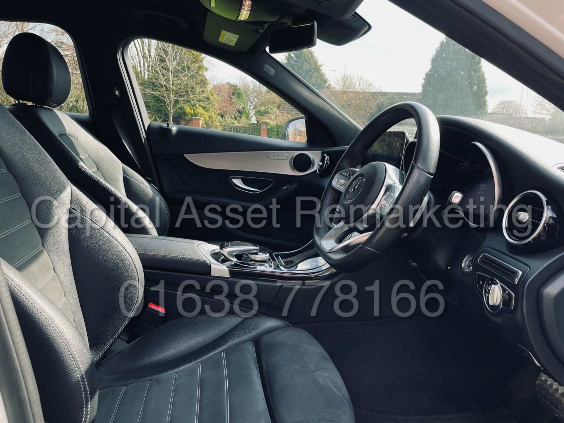 MERCEDES-BENZ C220D *AMG- PREMIUM* SALOON (2019 - NEW MODEL) '9-G TRONIC - NAV' *TOP SPEC* (1 OWNER) - Image 36 of 49