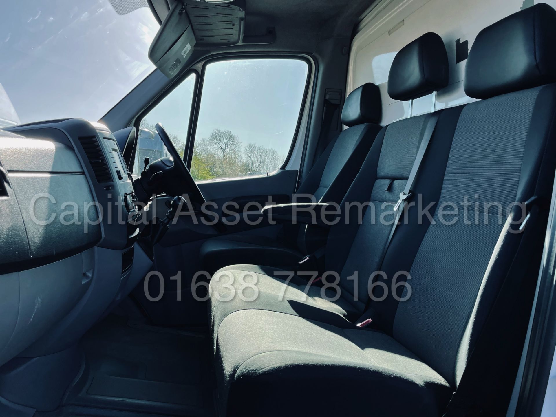 (On Sale) VOLKSWAGEN CRAFTER CR35 *LWB - CURTAIN SIDE / LUTON* (67 REG - EURO 6) '2.0 TDI - 6 SPEED' - Image 22 of 41