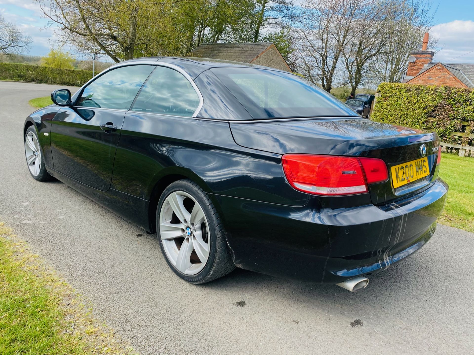 ON SALE BMW 320D "SPECIAL EDITION / HIGHLINE" *CONVERTIBLE* (2010 MODEL) LEATHER -ELEC ROOF *NO VAT* - Image 13 of 21