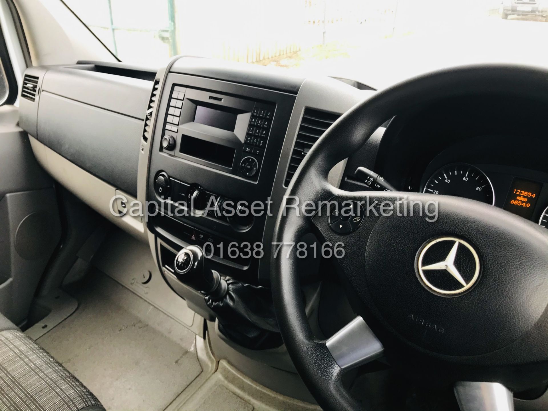 (ON SALE) MERCEDES SPRINTER 313CDI "130BHP" (2016 MODEL) CRUISE - ELEC PACK - Image 24 of 33