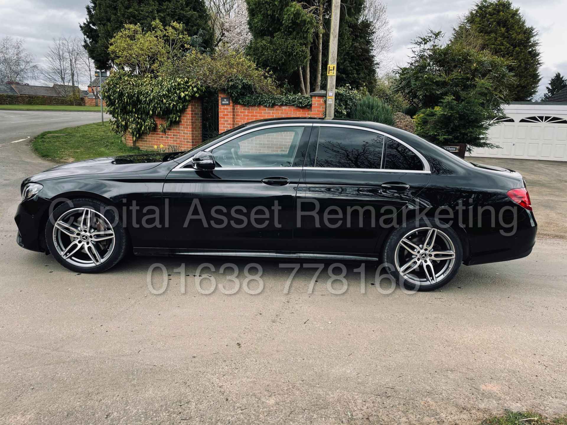 MERCEDES-BENZ E220d *AMG LINE* SALOON (2019 - EURO 6) '9G TRONIC AUTO - LEATHER- SAT NAV' *TOP SPEC* - Image 4 of 51